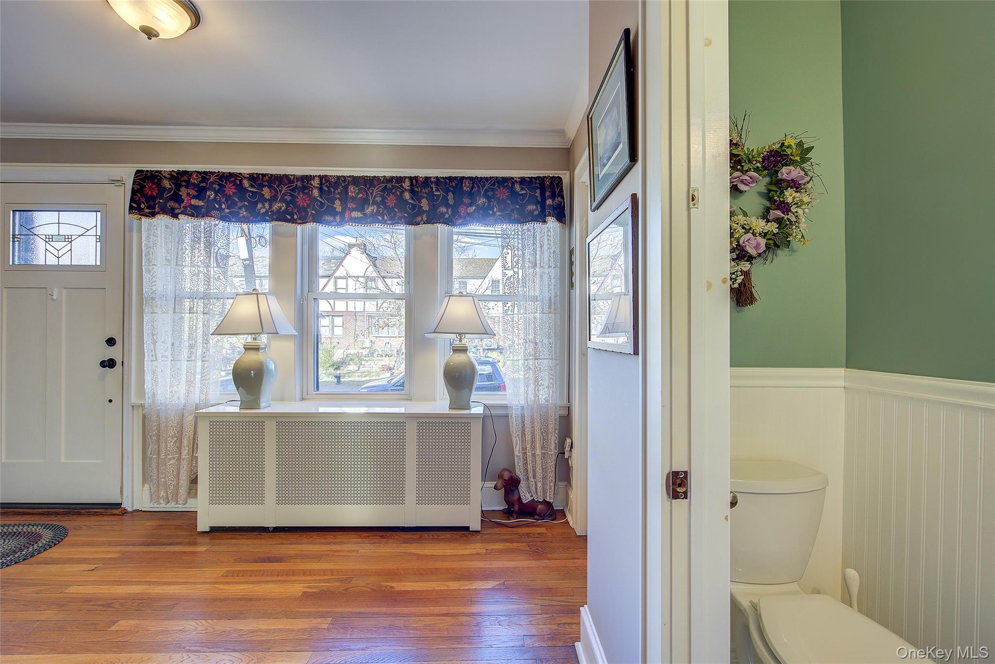 #5 photo, 67-118 Dartmouth Street, Forest Hills , NY 11375