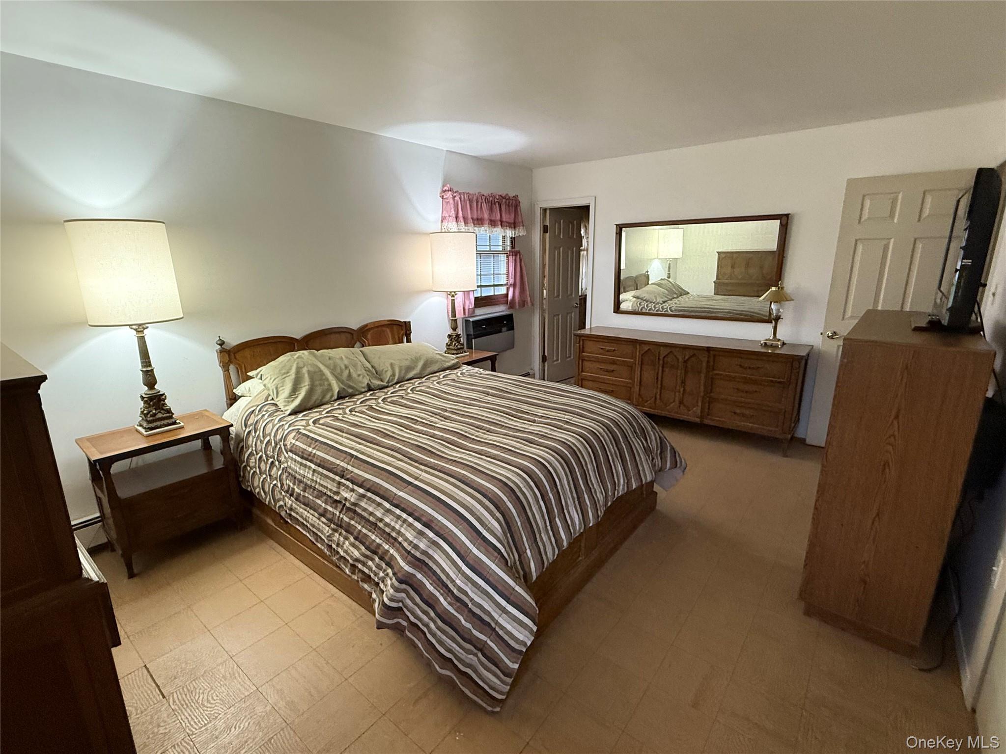 #7 photo, 28 Hargrove Drive, Stony Brook , NY 11790