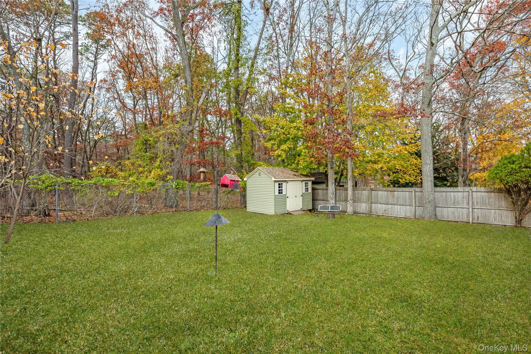 #20 photo, 180 Lakeside Trail, Ridge , NY 11961