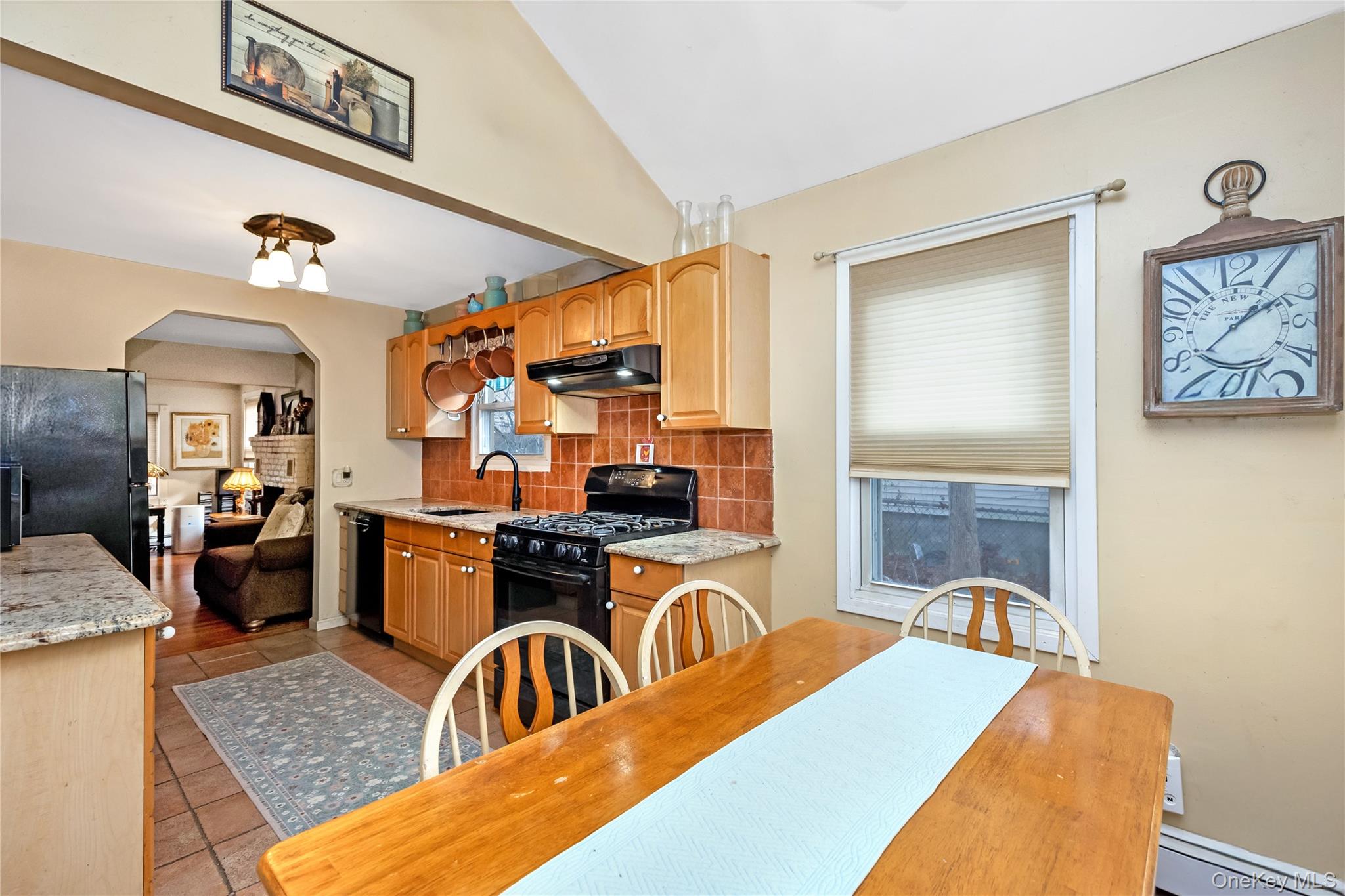 #8 photo, 180 Lakeside Trail, Ridge , NY 11961