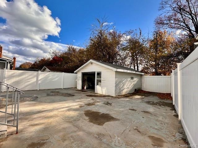 #17 photo, 16934 144th Road, Jamaica , NY 11434