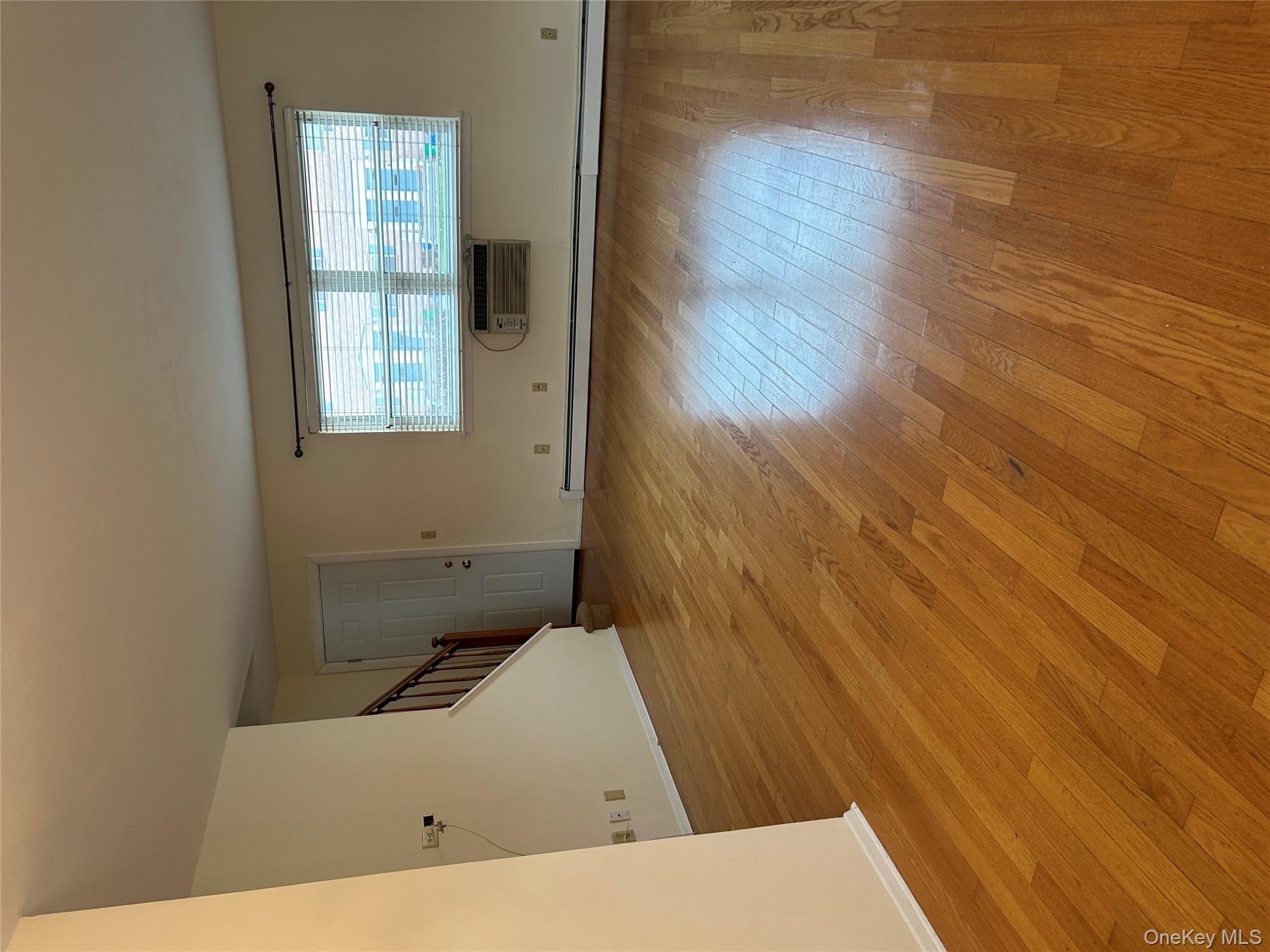 #14 photo, 115 Meyer Oval, Pearl River , NY 10965