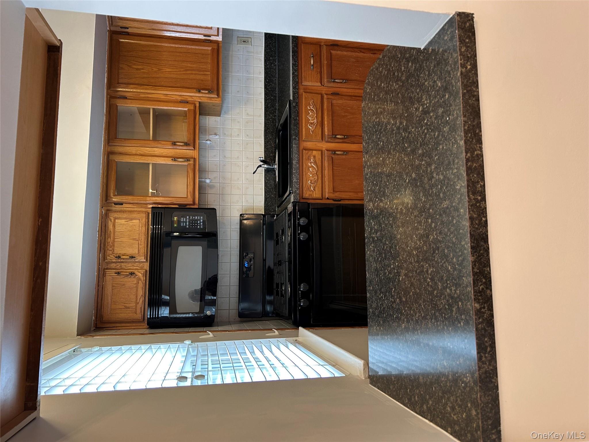 #9 photo, 115 Meyer Oval, Pearl River , NY 10965