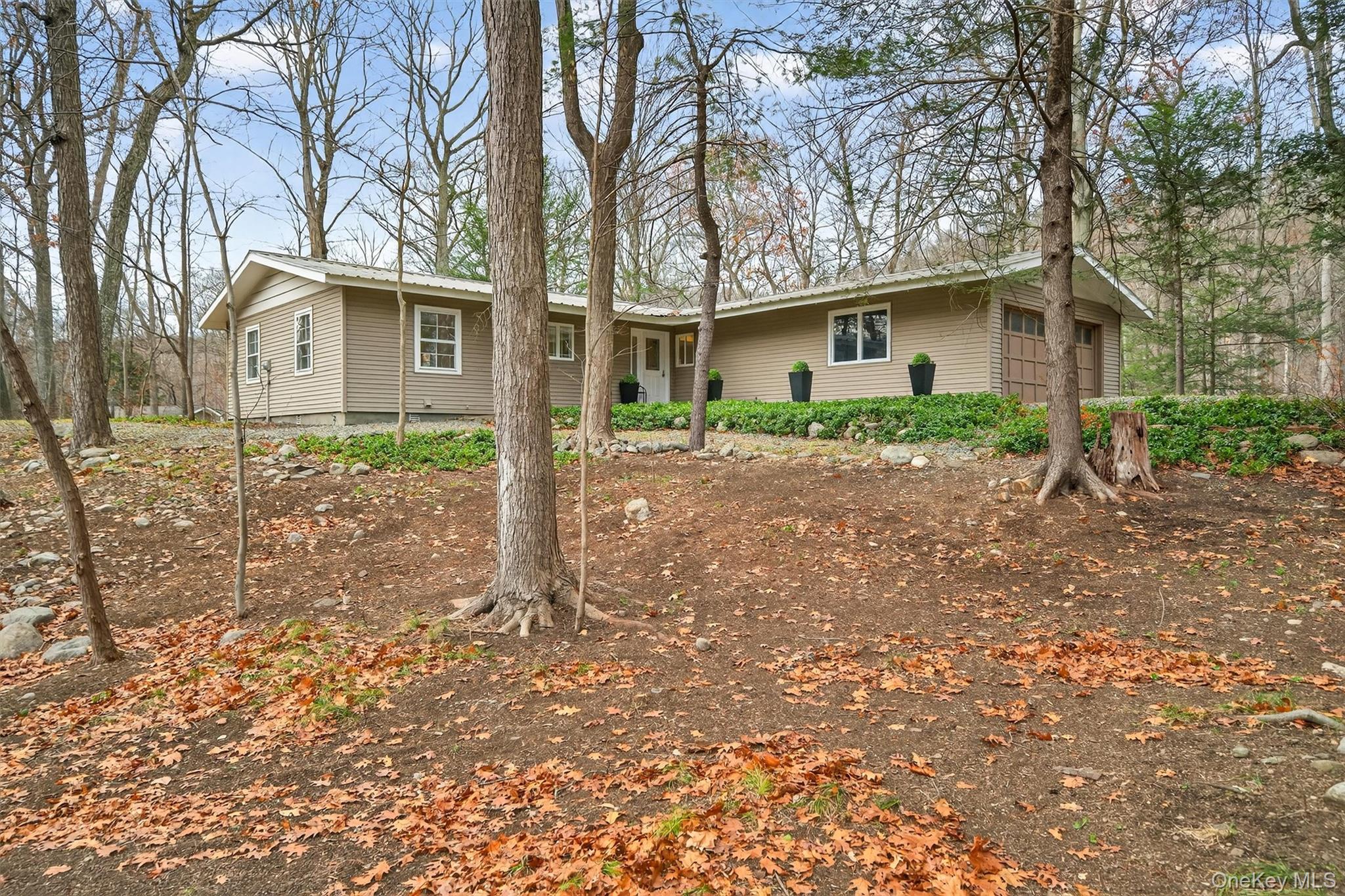 #2 photo, 89 Maple Brook Road, Tuxedo Park , NY 10987