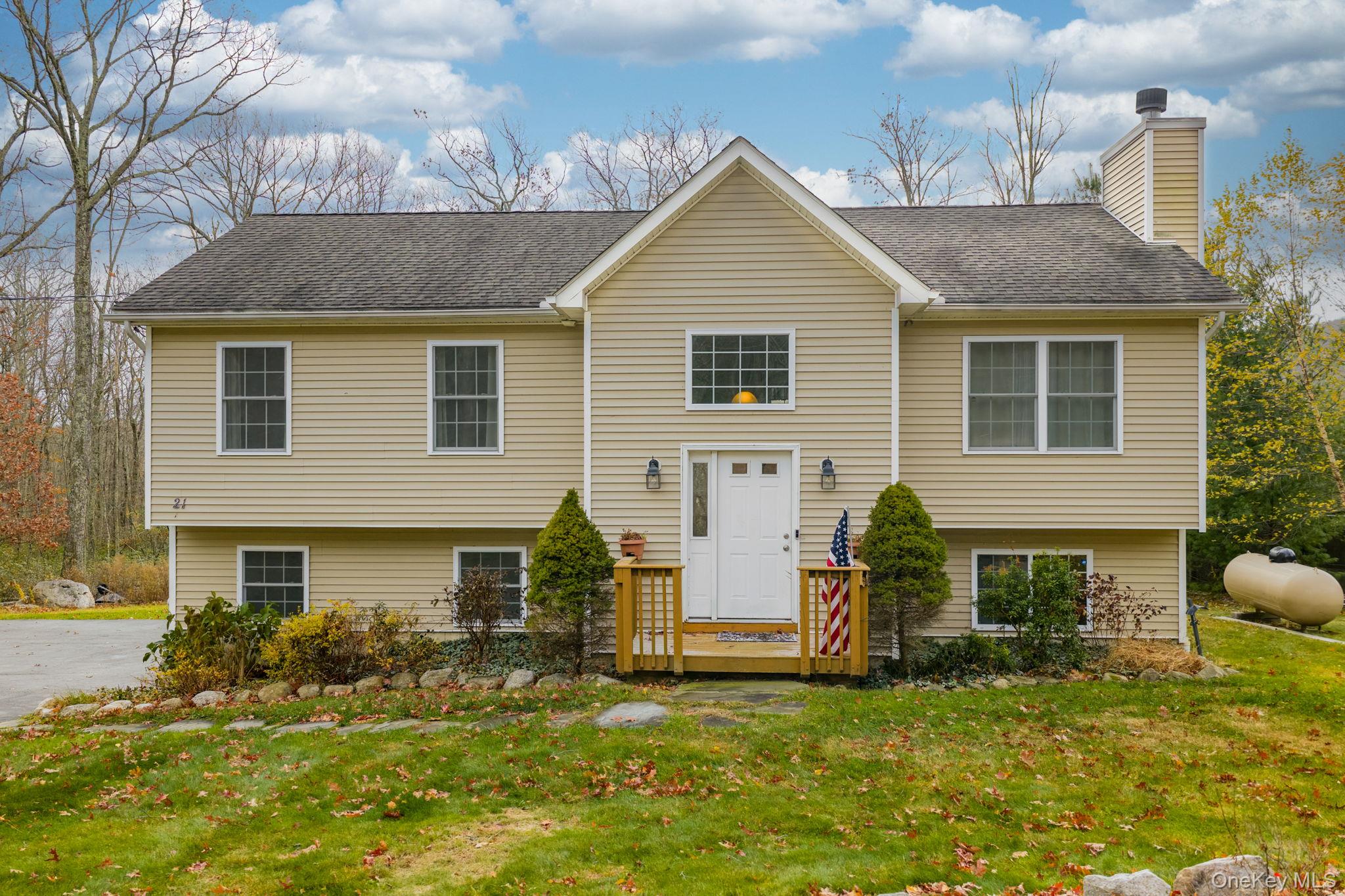 #1 photo, 21 Hoeppner Drive, Wurtsboro , NY 12790