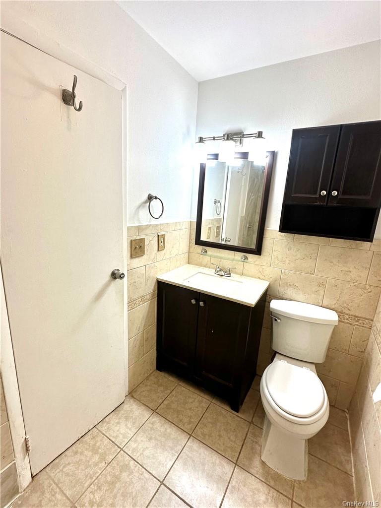 #20 photo, 376 Concord Lane, Middletown , NY 10940