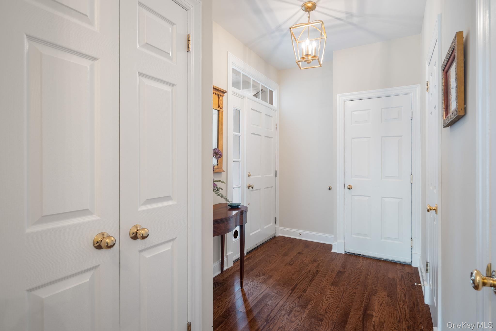 #3 photo, 19 Club Court, Pleasantville , NY 10570