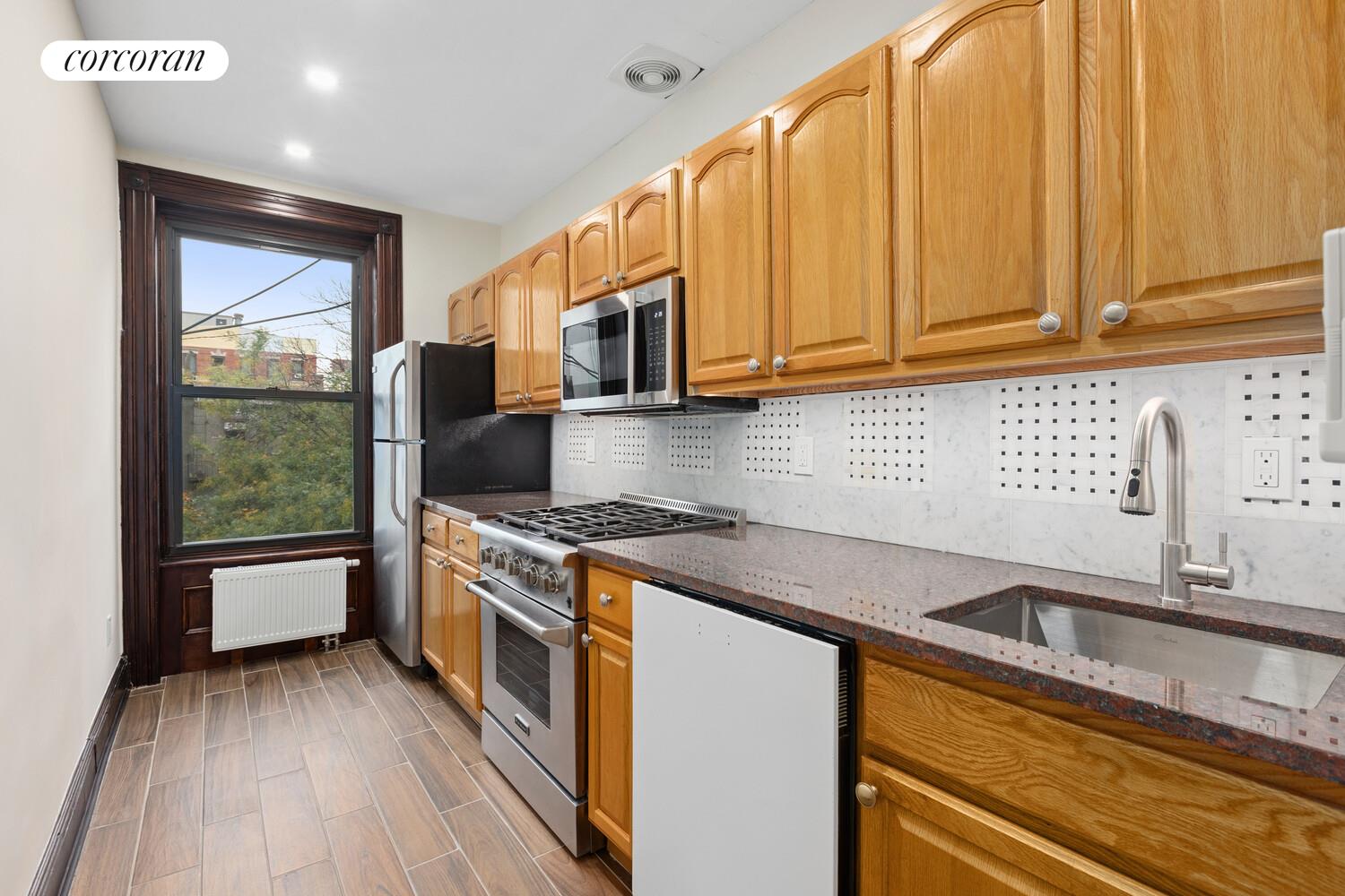 #3 photo, New York City, East Harlem , NY 10035