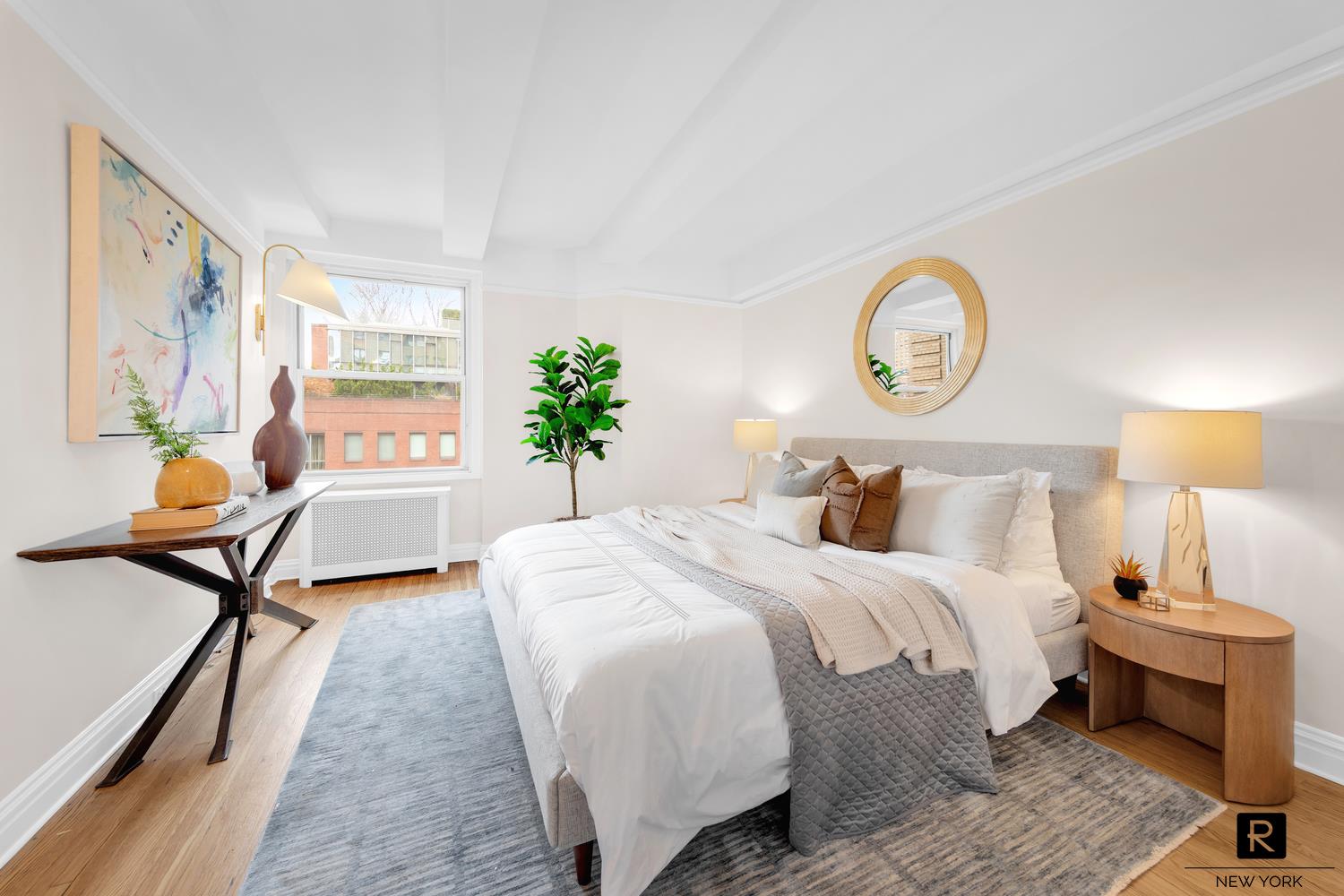 #5 photo, 365 W 20th Street, Chelsea , NY 10011