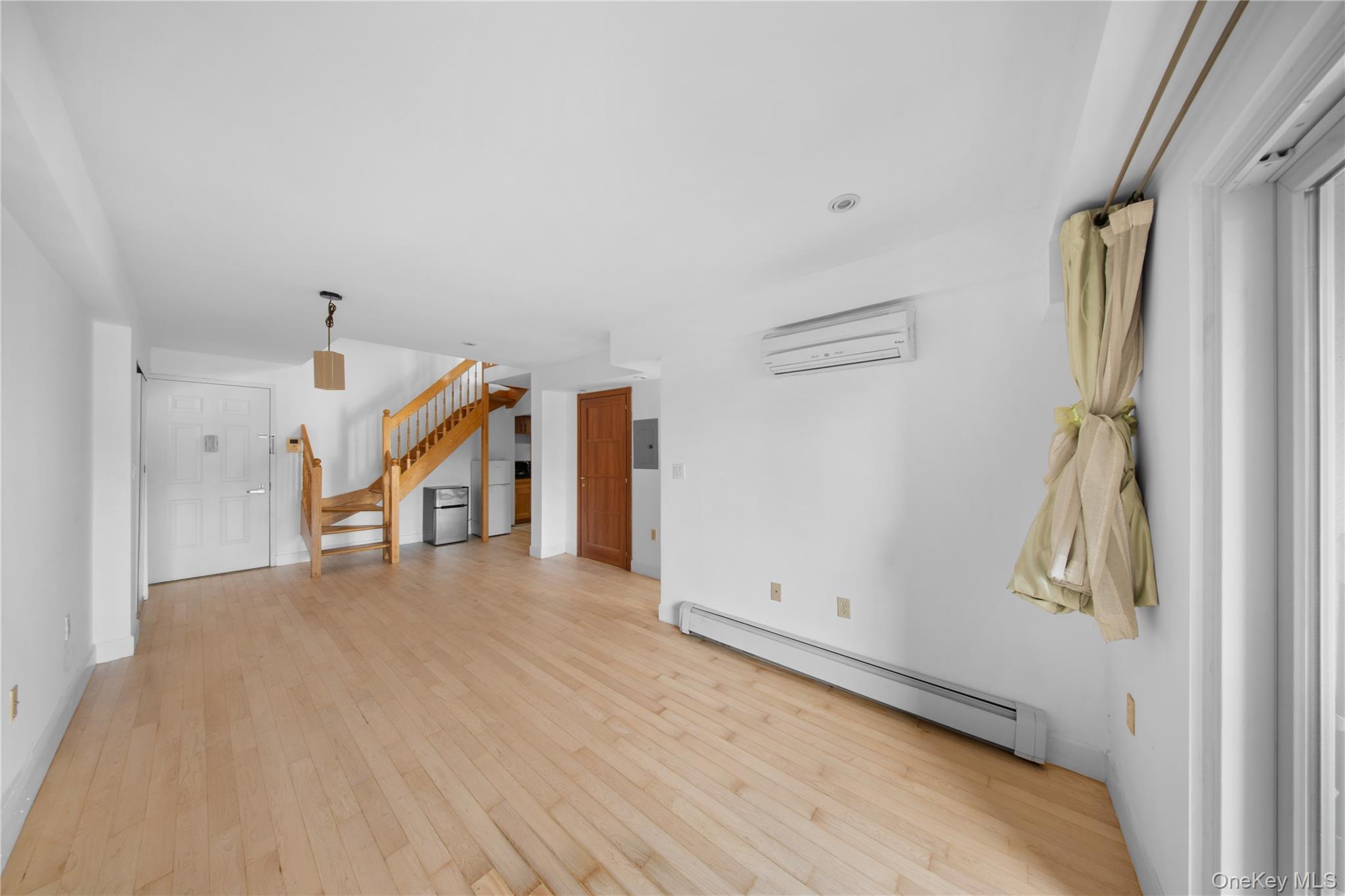 #6 photo, 140-22 Beech Avenue, Flushing , NY 11355