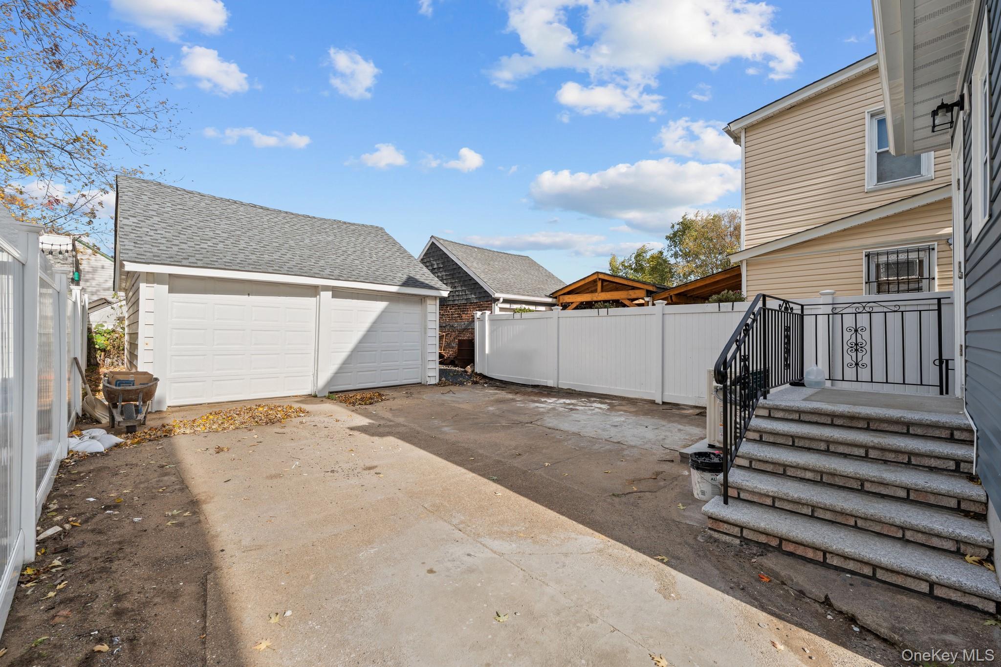 #17 photo, 14235 Sutter Avenue, South Ozone Park , NY 11436