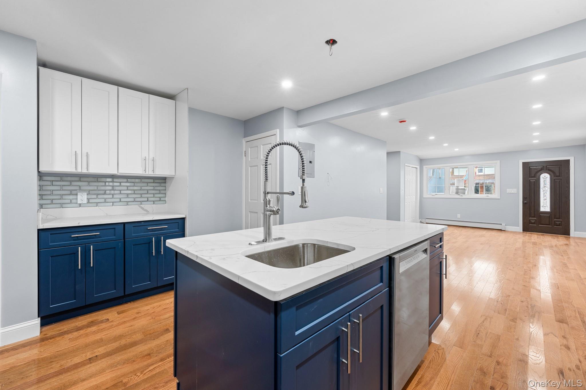 #4 photo, 14235 Sutter Avenue, South Ozone Park , NY 11436