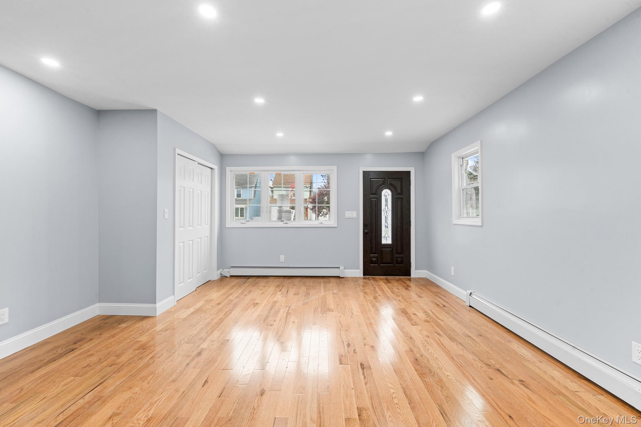 #7 photo, 14235 Sutter Avenue, South Ozone Park , NY 11436