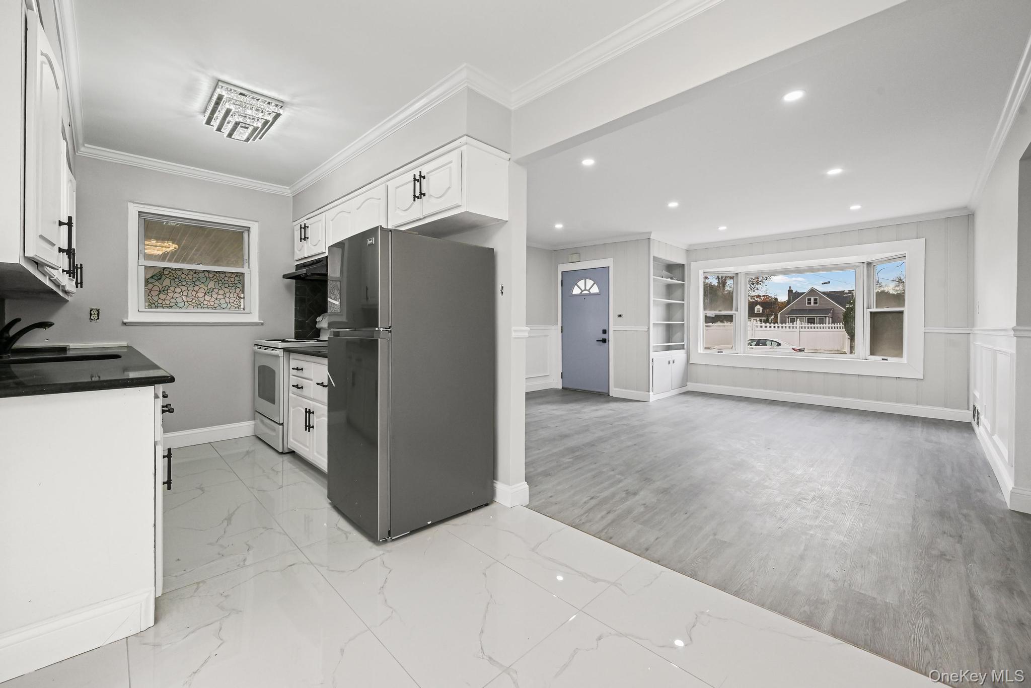 #17 photo, 312 Coventry Road, West Hempstead , NY 11552