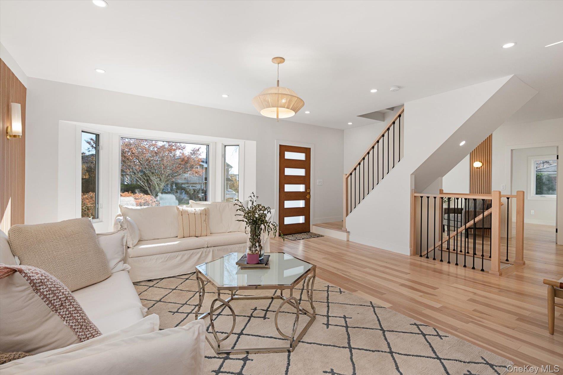 #7 photo, 134 Forest Drive, Jericho , NY 11753