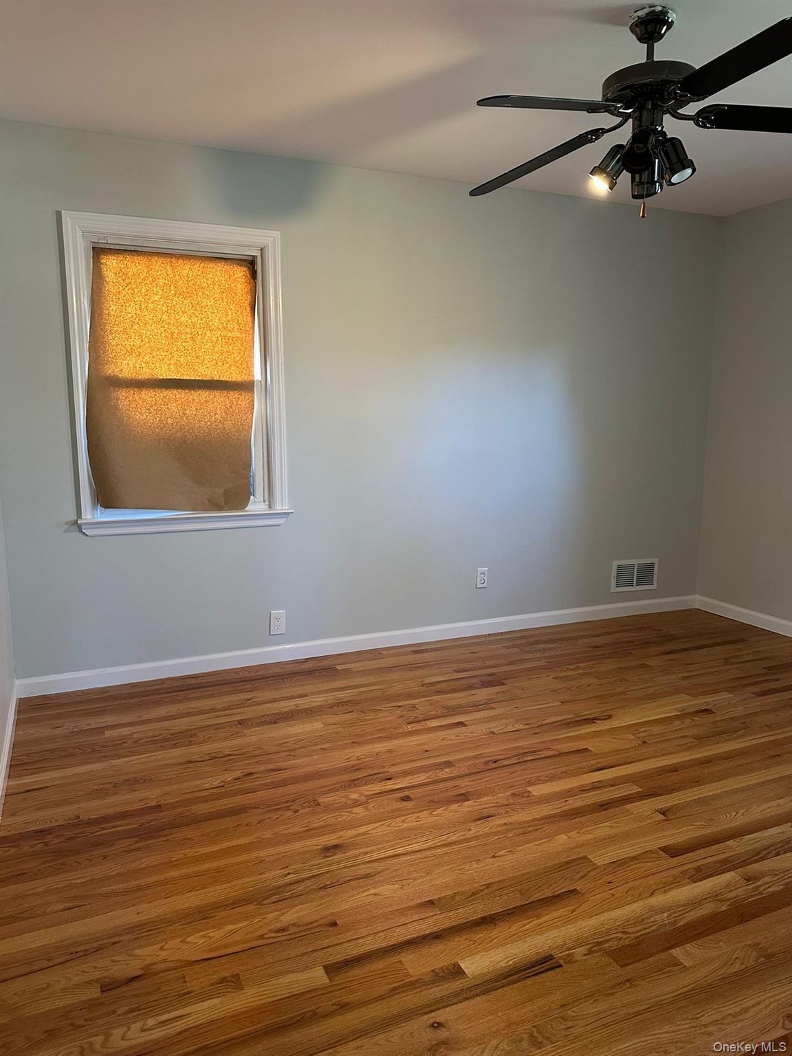 #3 photo, 243-25 132nd Road, Rosedale , NY 11422