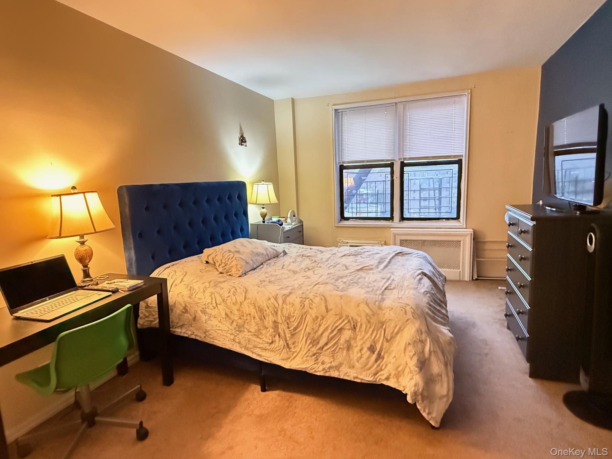 #7 photo, 100-25 Queens Boulevard, Forest Hills , NY 11375