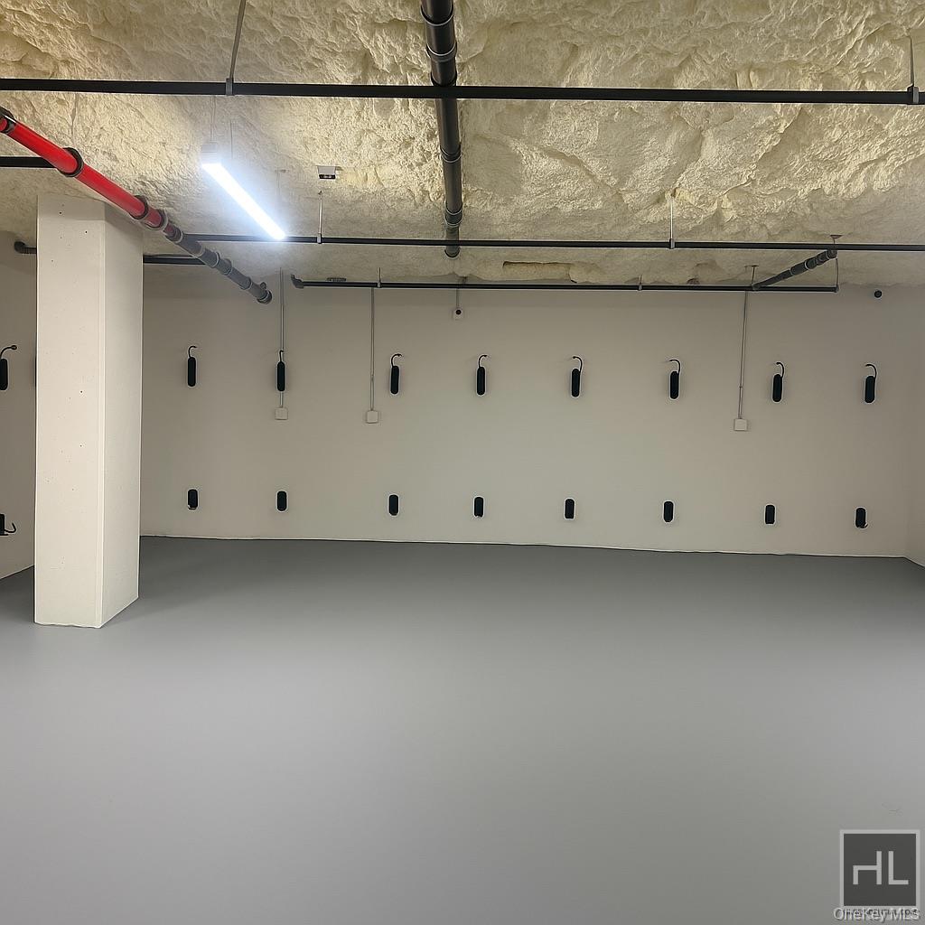 #8 photo, 91 Bruckner Boulevard, Bronx , NY 10454