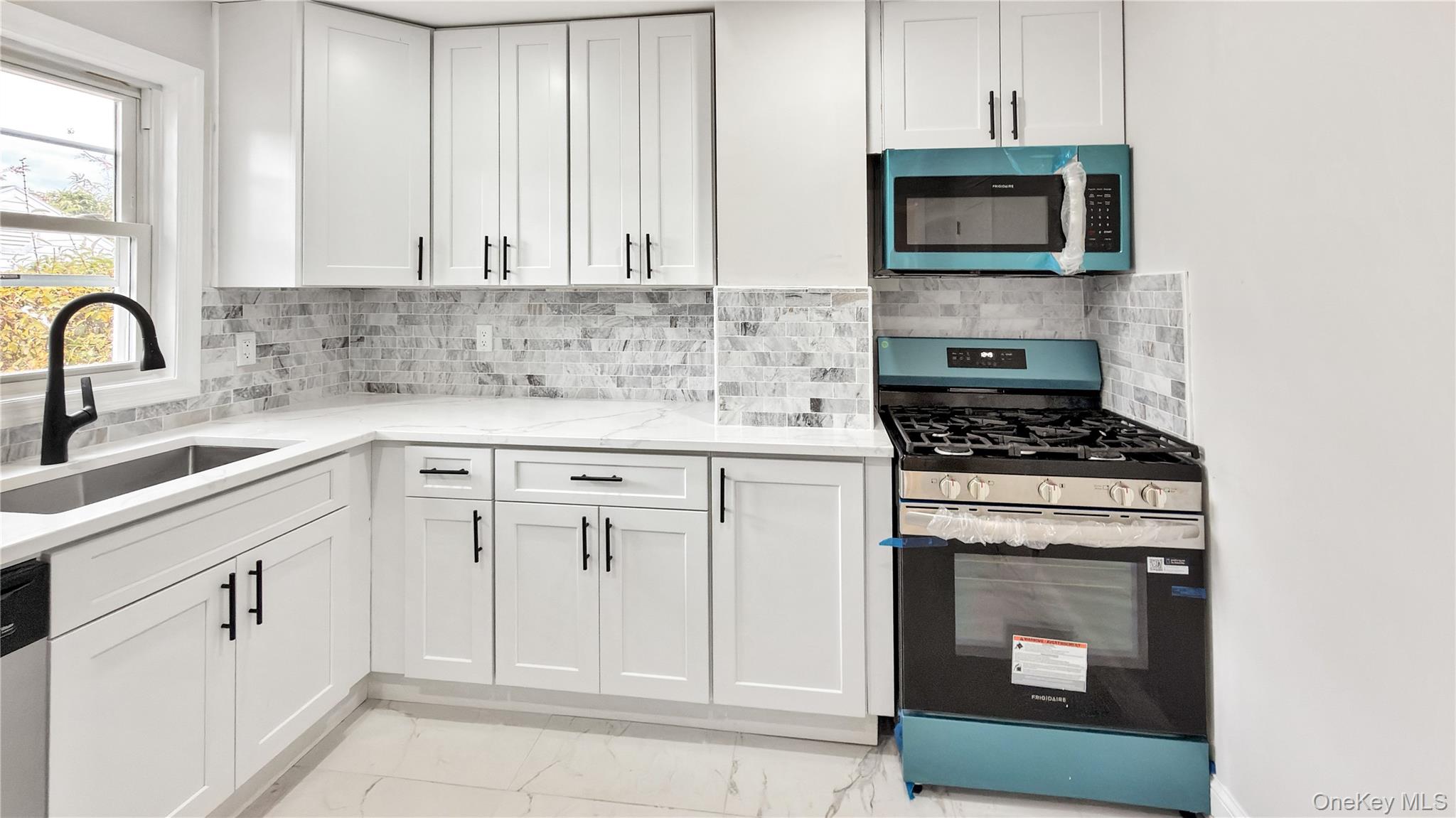 #20 photo, 64 S Montgomery Street, Valley Stream , NY 11580