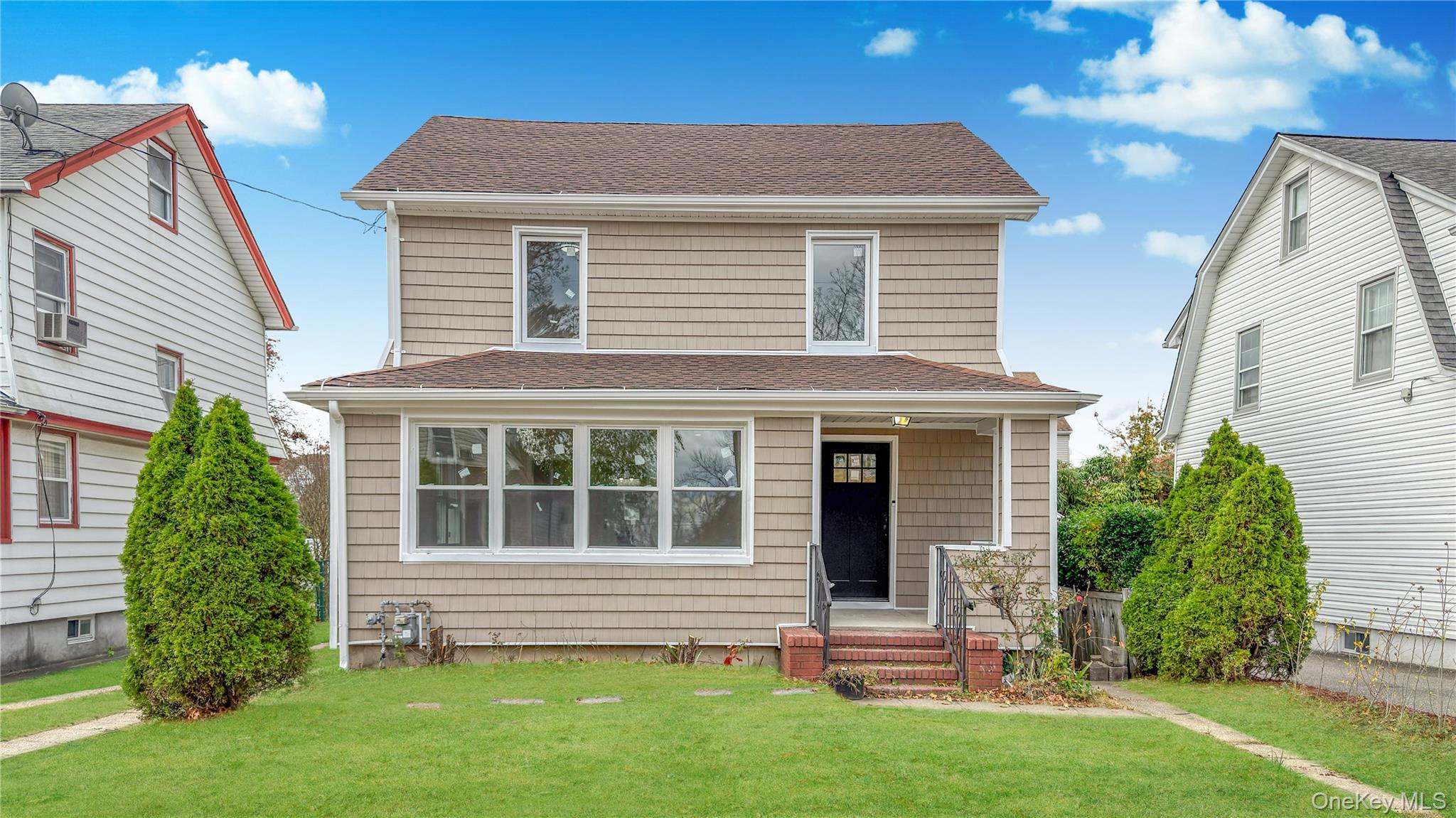 #4 photo, 64 S Montgomery Street, Valley Stream , NY 11580