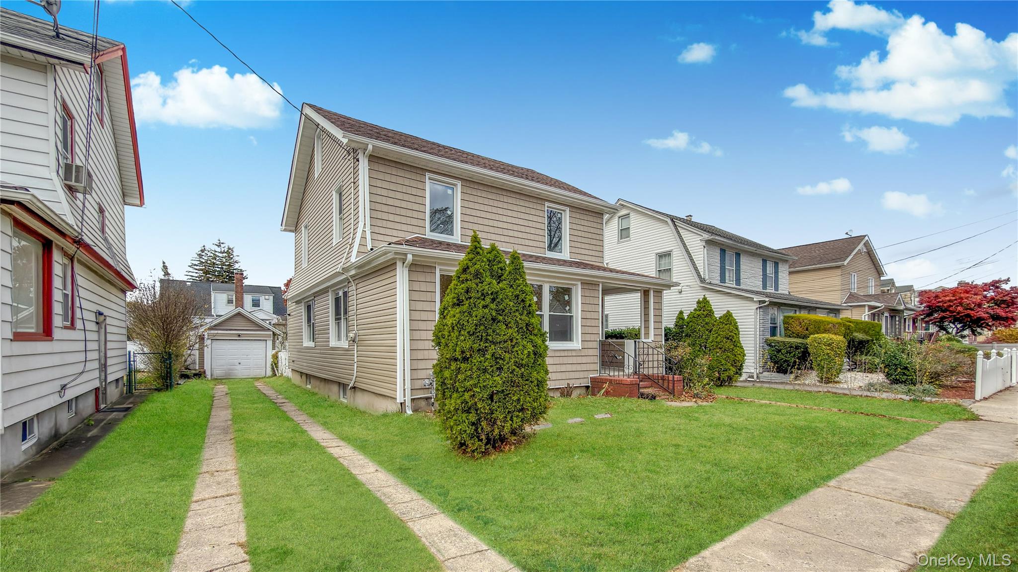 #8 photo, 64 S Montgomery Street, Valley Stream , NY 11580