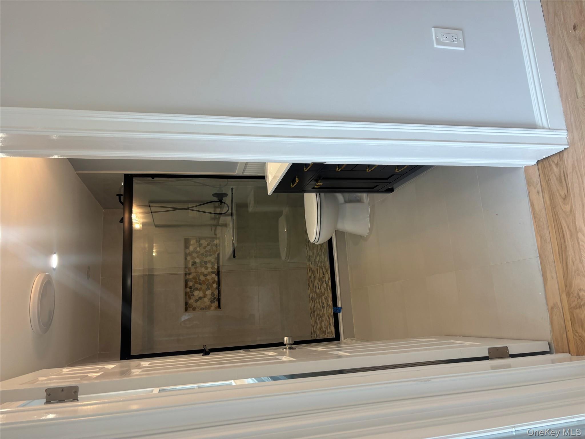 #15 photo, 409 Bay Avenue, Patchogue , NY 11772