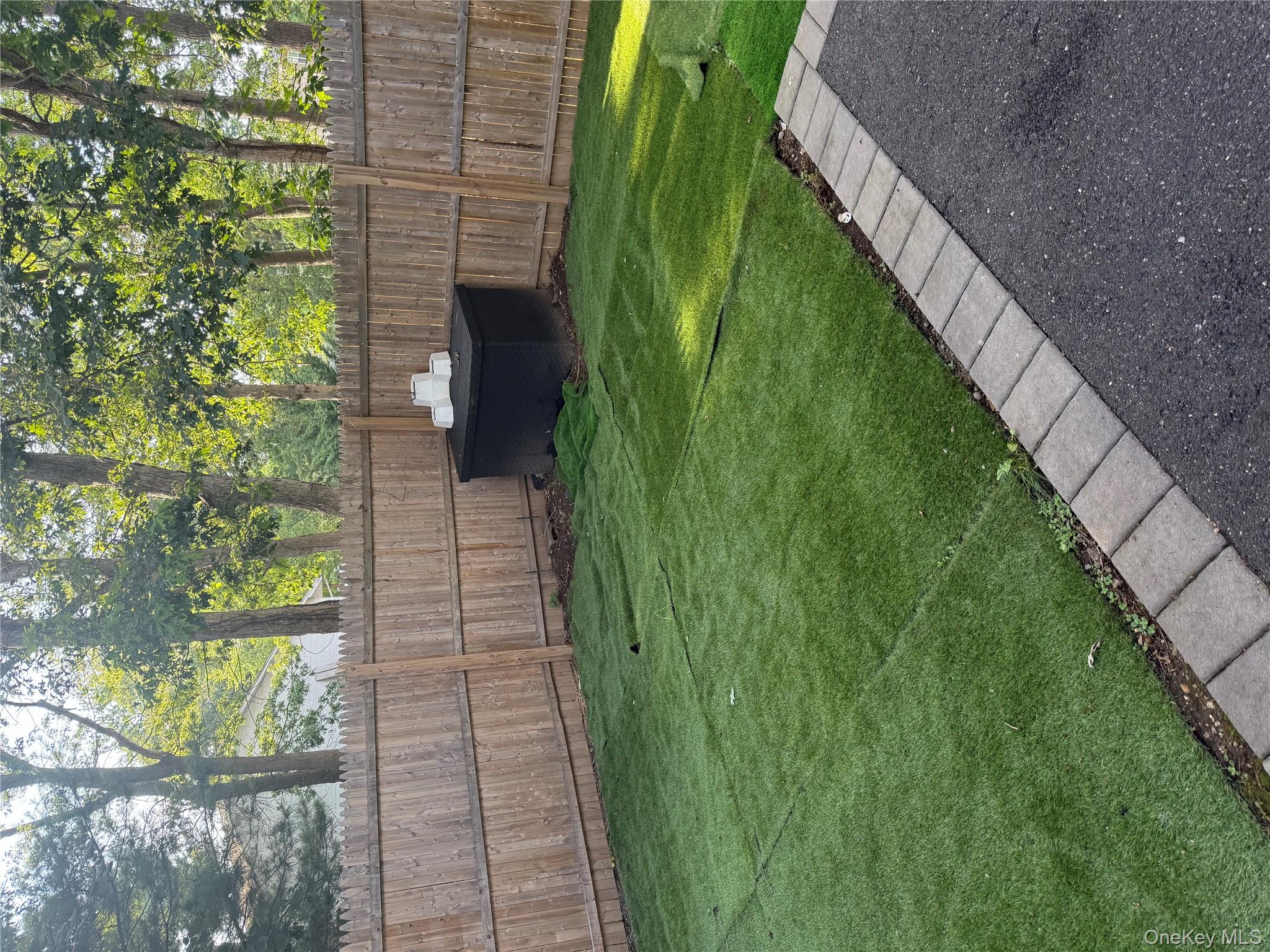 #14 photo, 27 MANCHESTER Road, سوفولك Huntington , NY 11743