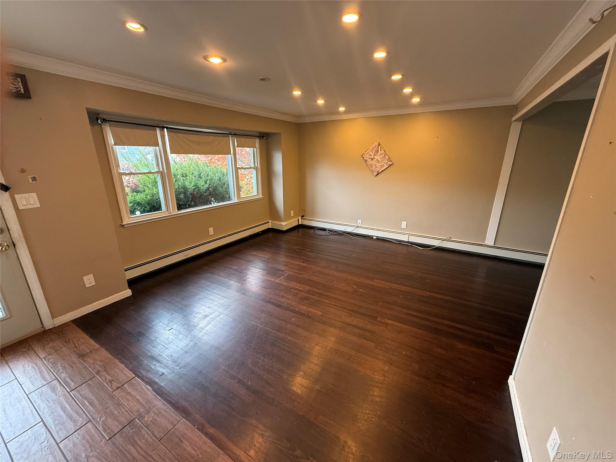 #4 photo, 89 Osborne Road, West Hempstead , NY 11552