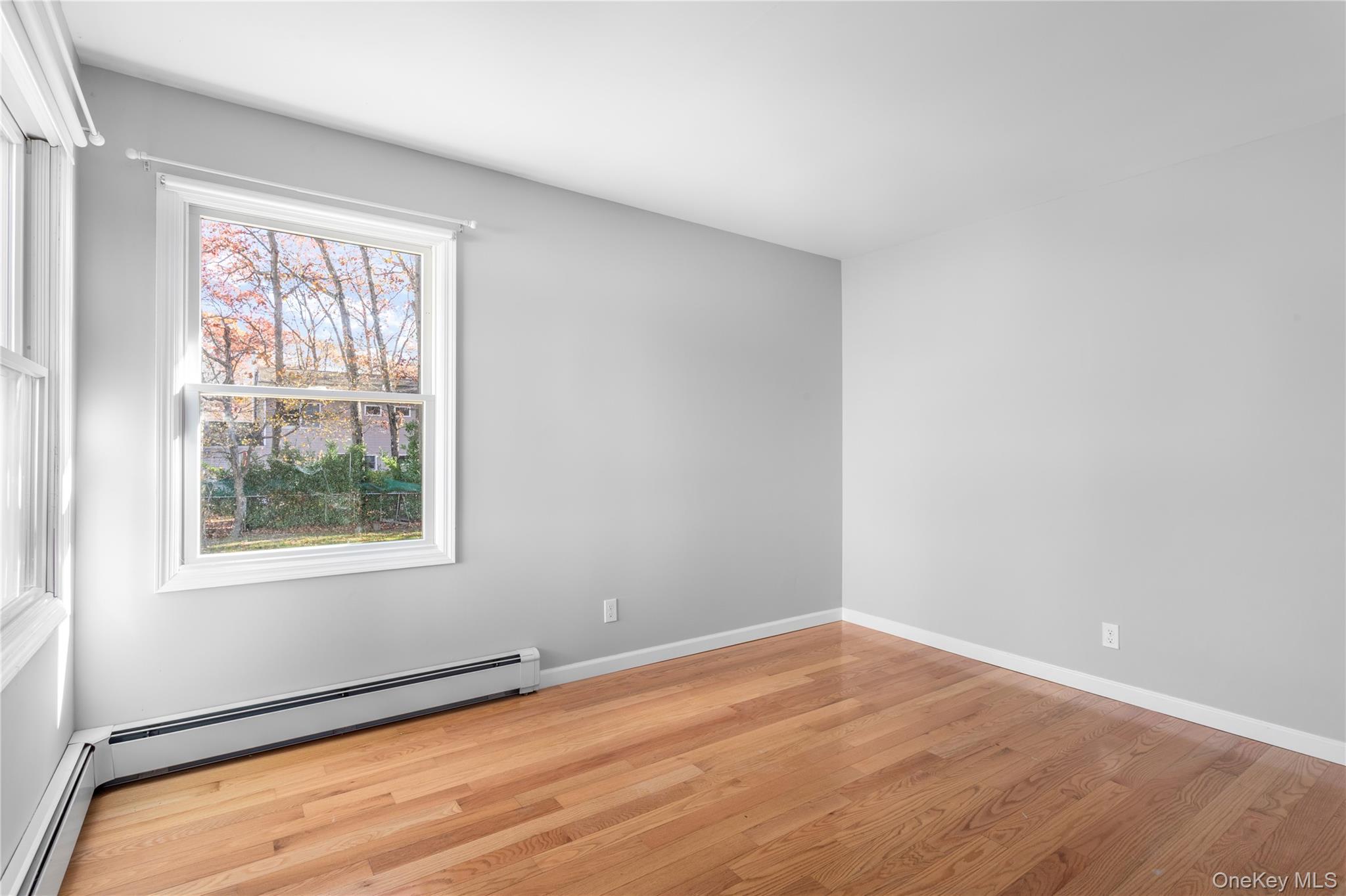 #4 photo, 11 Seneca Trail, Ridge , NY 11961