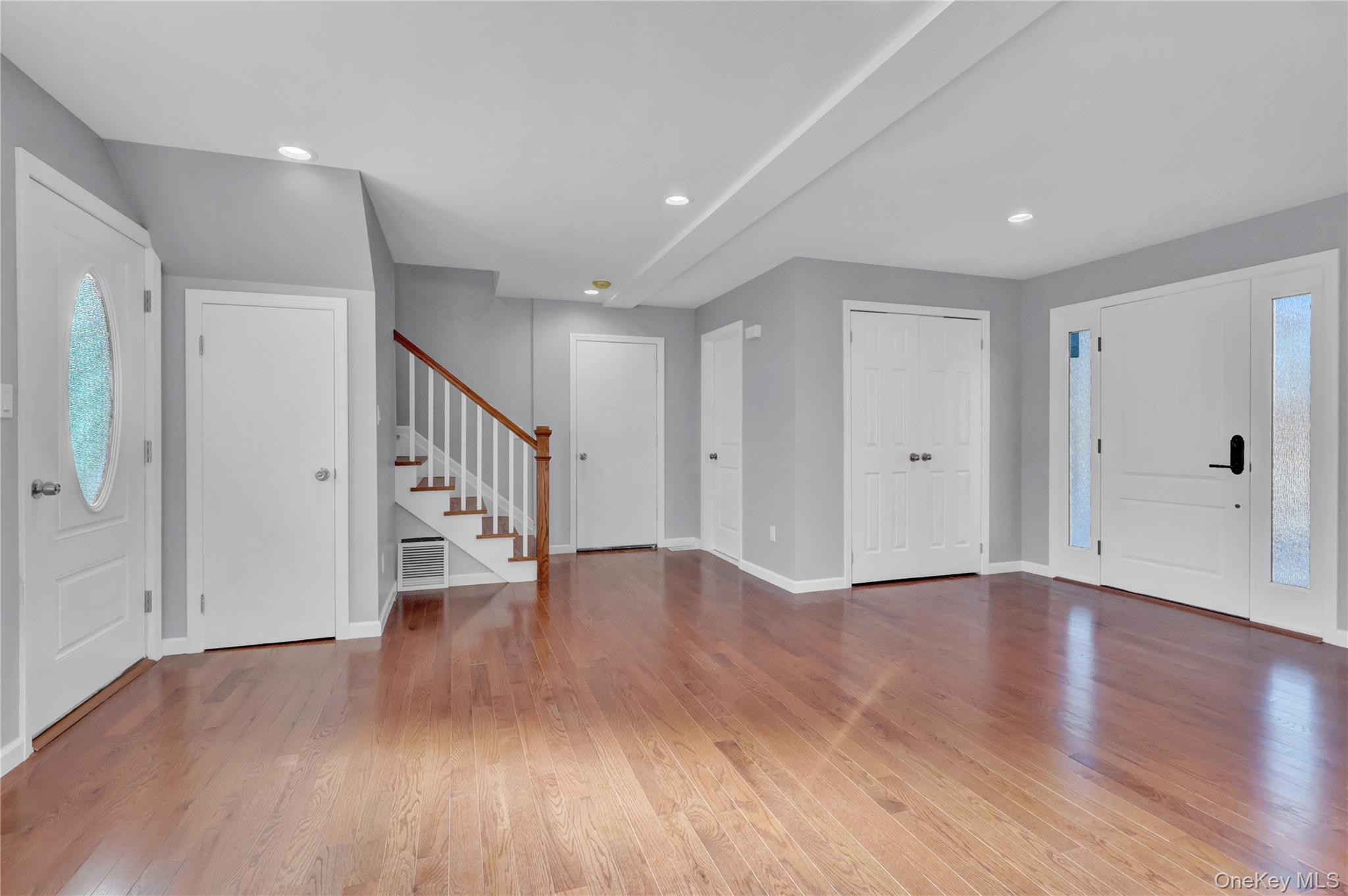 #10 photo, 6 Renee Court, Centereach , NY 11720