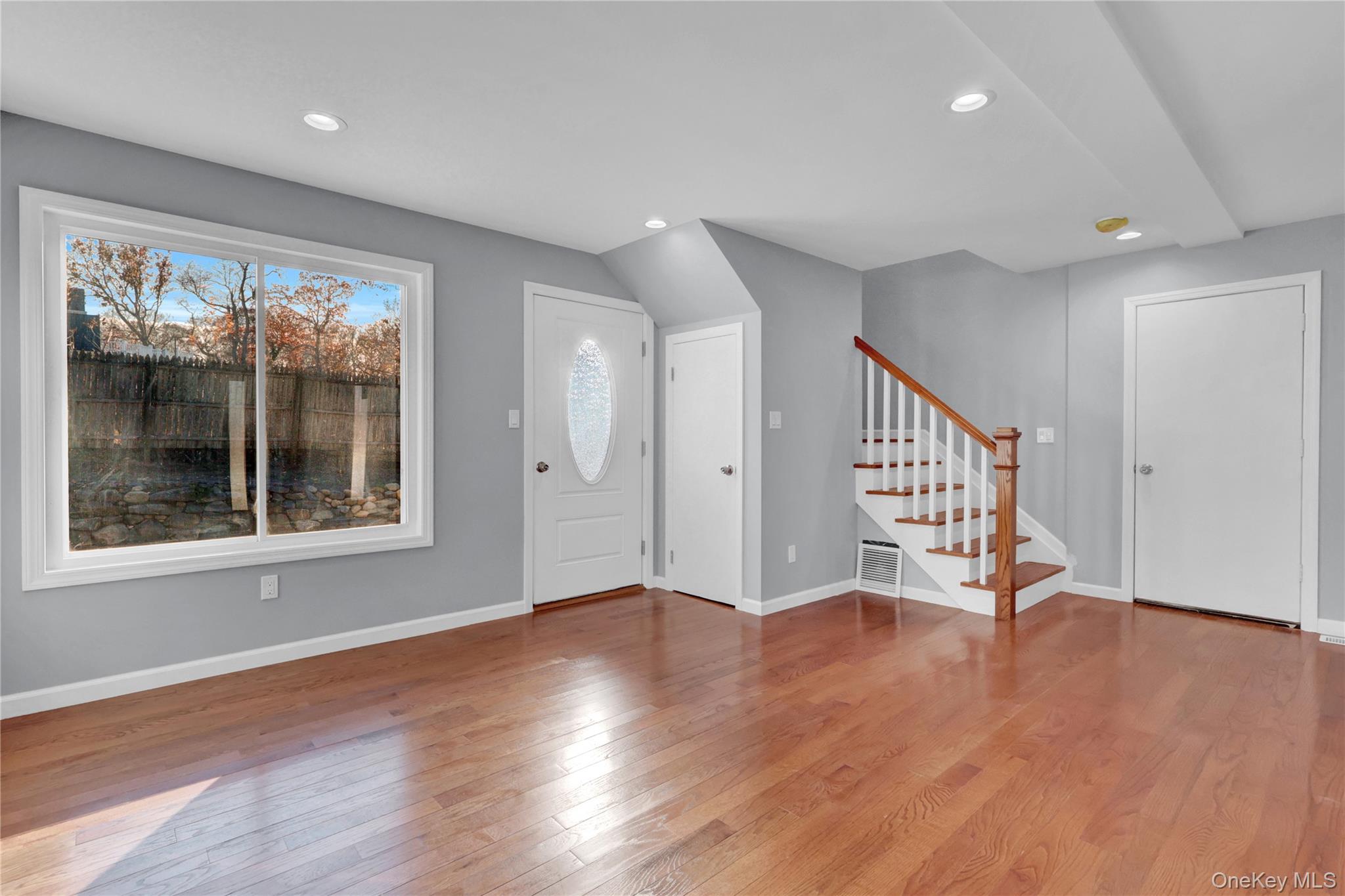 #12 photo, 6 Renee Court, Centereach , NY 11720