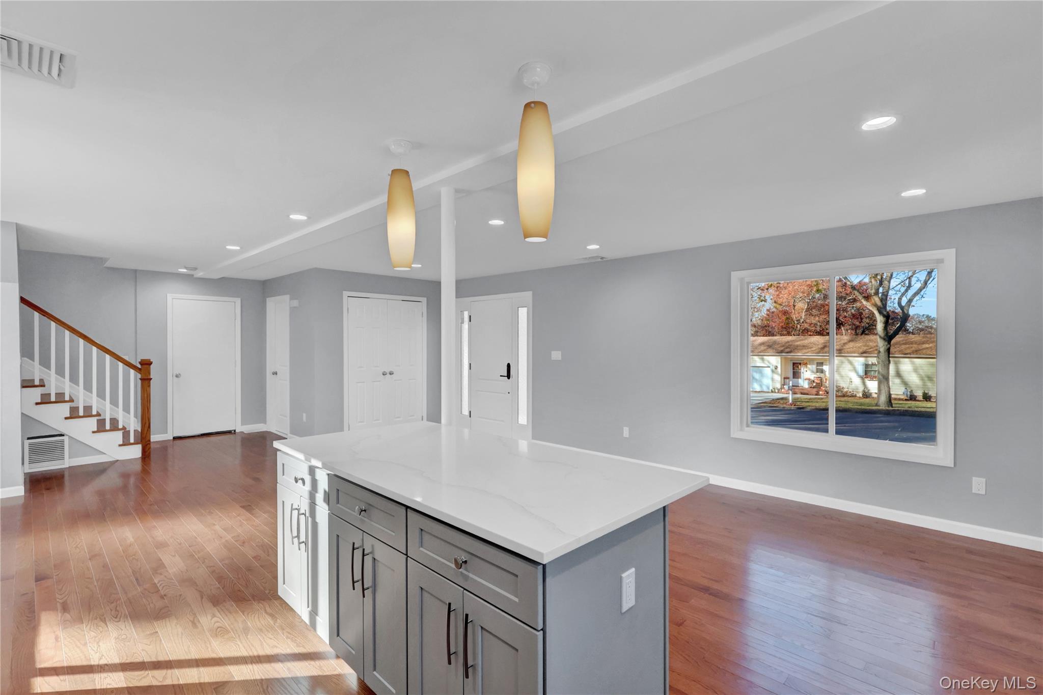 #19 photo, 6 Renee Court, Centereach , NY 11720