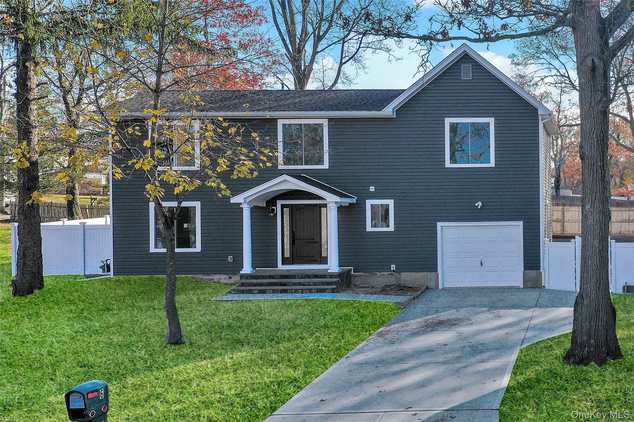 #4 photo, 6 Renee Court, Centereach , NY 11720