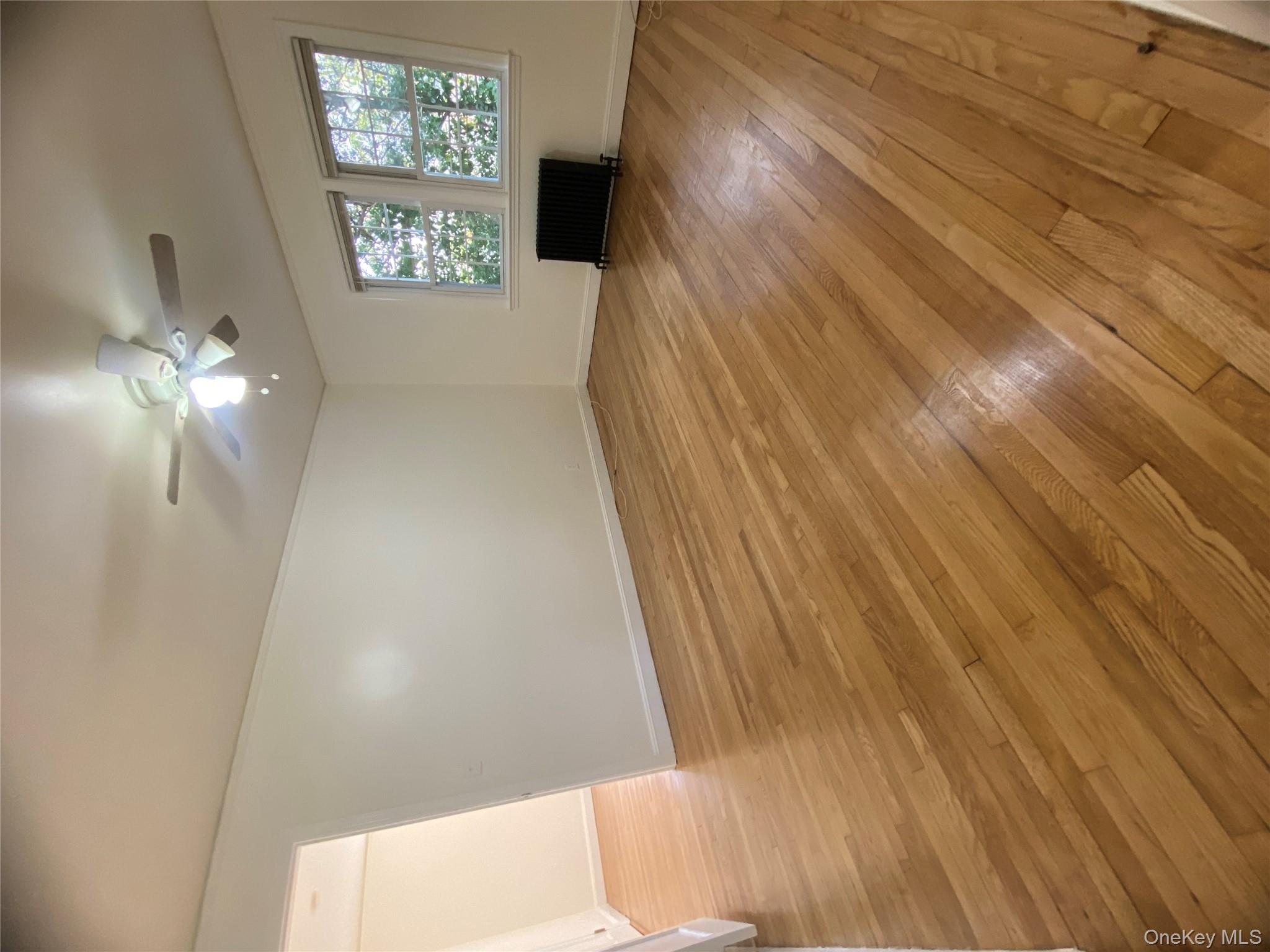 #4 photo, 2 George Street, Glen Cove , NY 11542