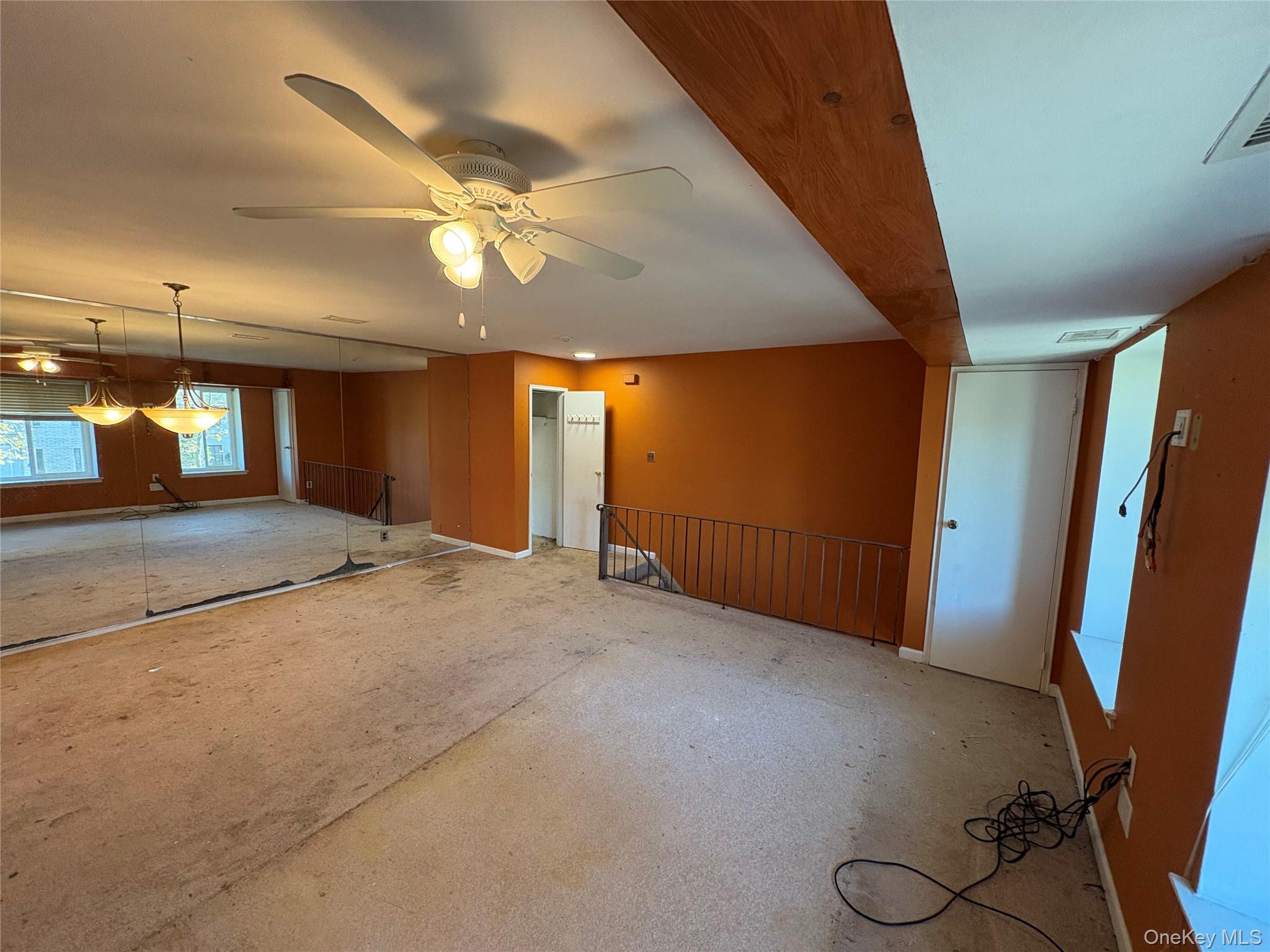 #9 photo, 10 Aspen Court, سوفولك Coram , NY 11727