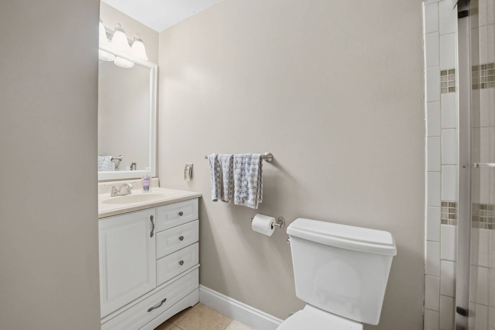 #10 photo, 141 Fruitwood Ter, Williamsville , NY 14221