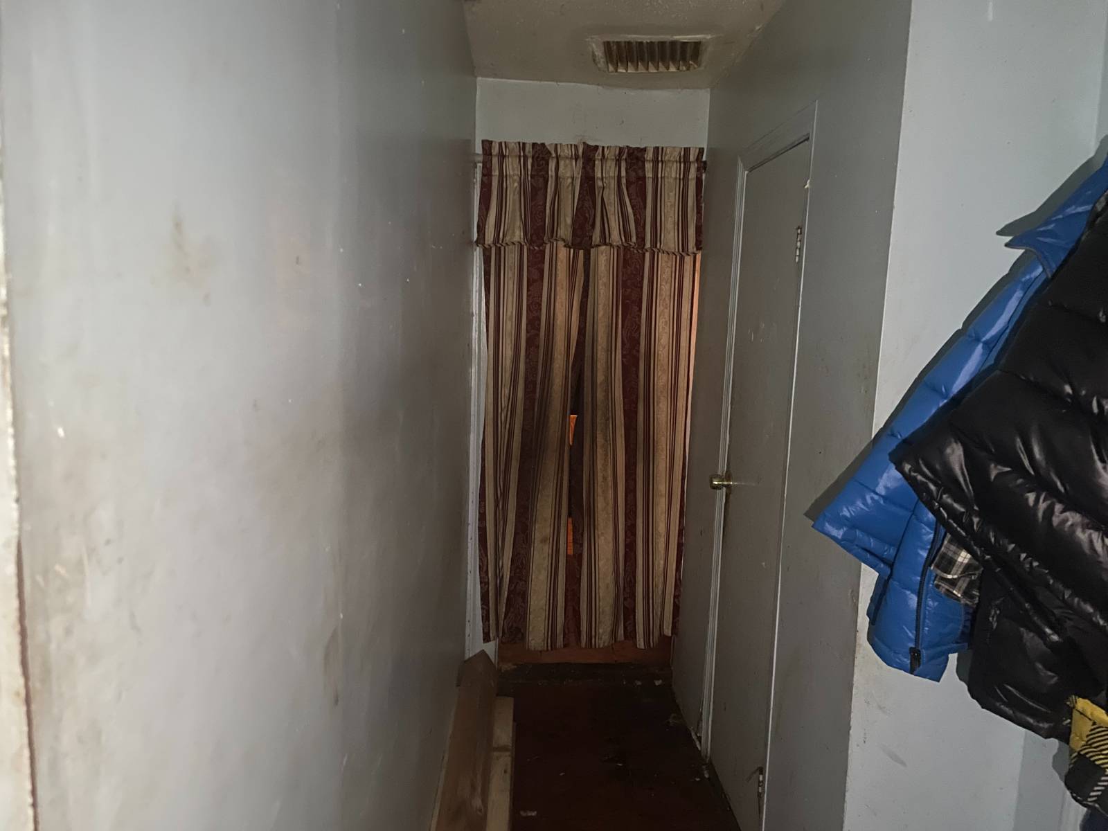 #6 photo, 21857 139th Ave, Springfield Gardens , NY 11413