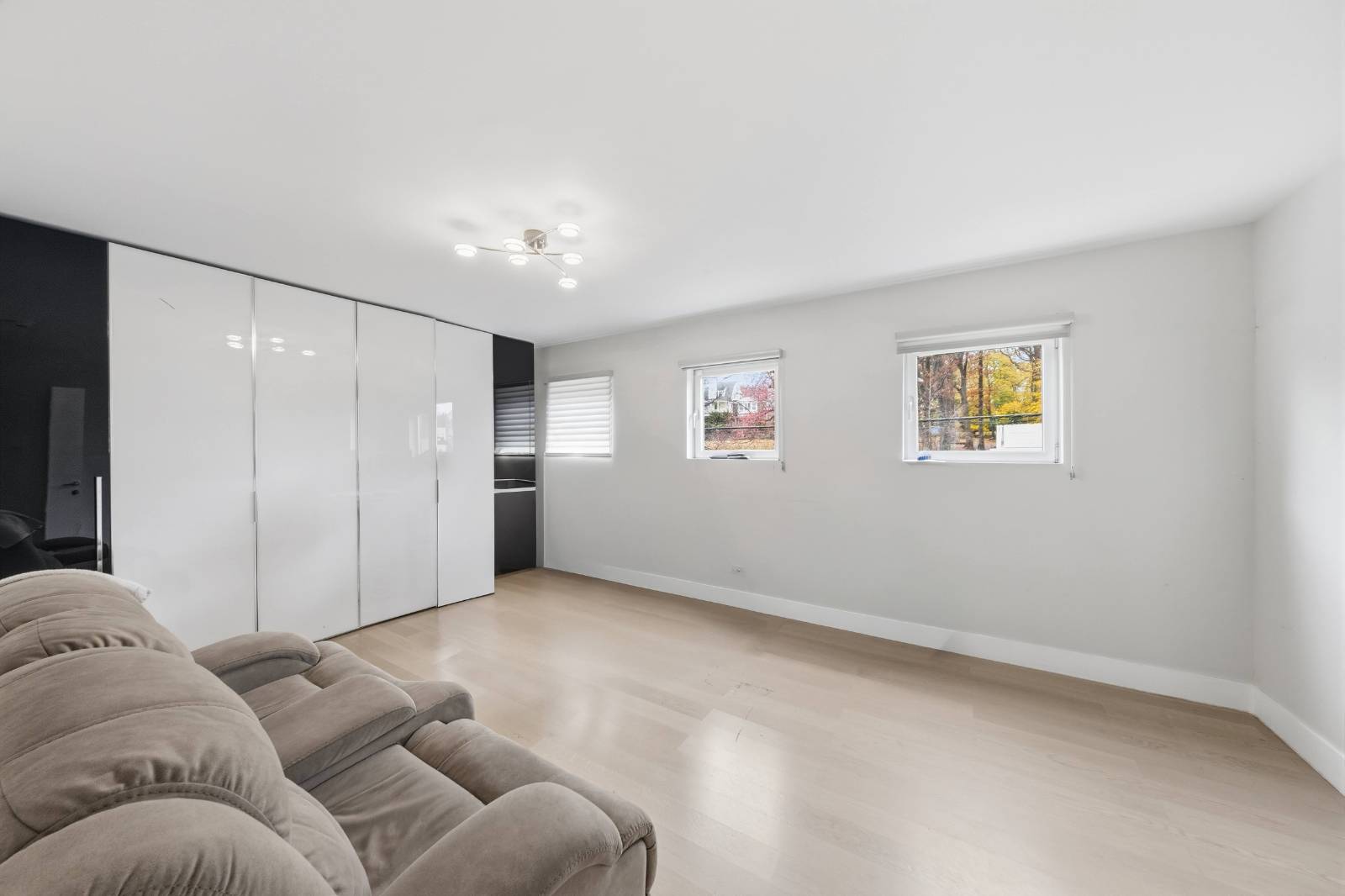 #20 photo, 186 flagg pl, Staten Island , NY 10304