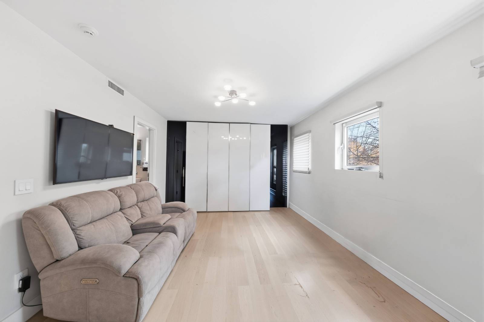 #21 photo, 186 flagg pl, Staten Island , NY 10304