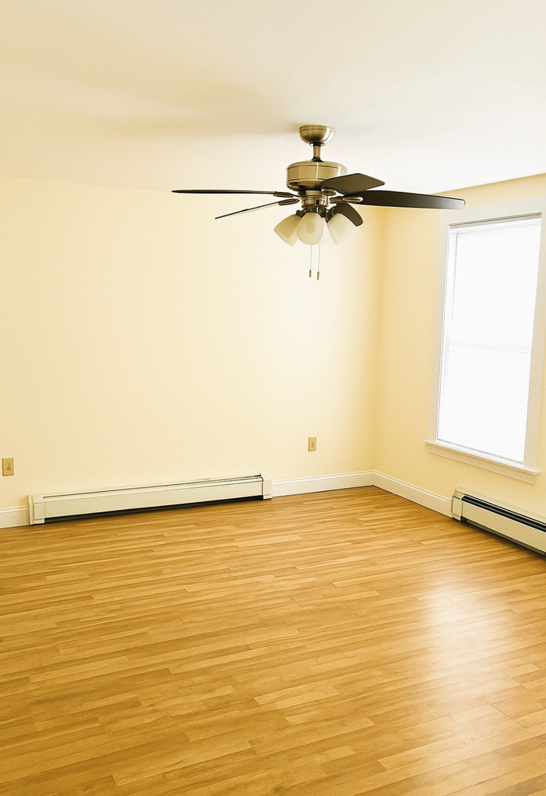 #1 photo, 4 St James St, #1J, Kingston NY , NY 12401