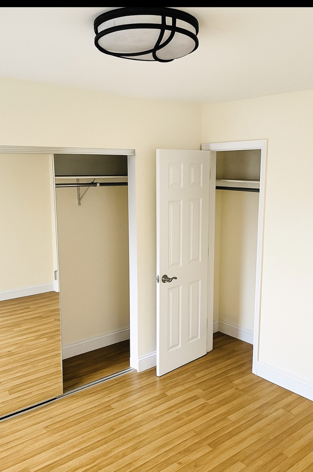 #10 photo, 4 St James St, #1J, Kingston NY , NY 12401