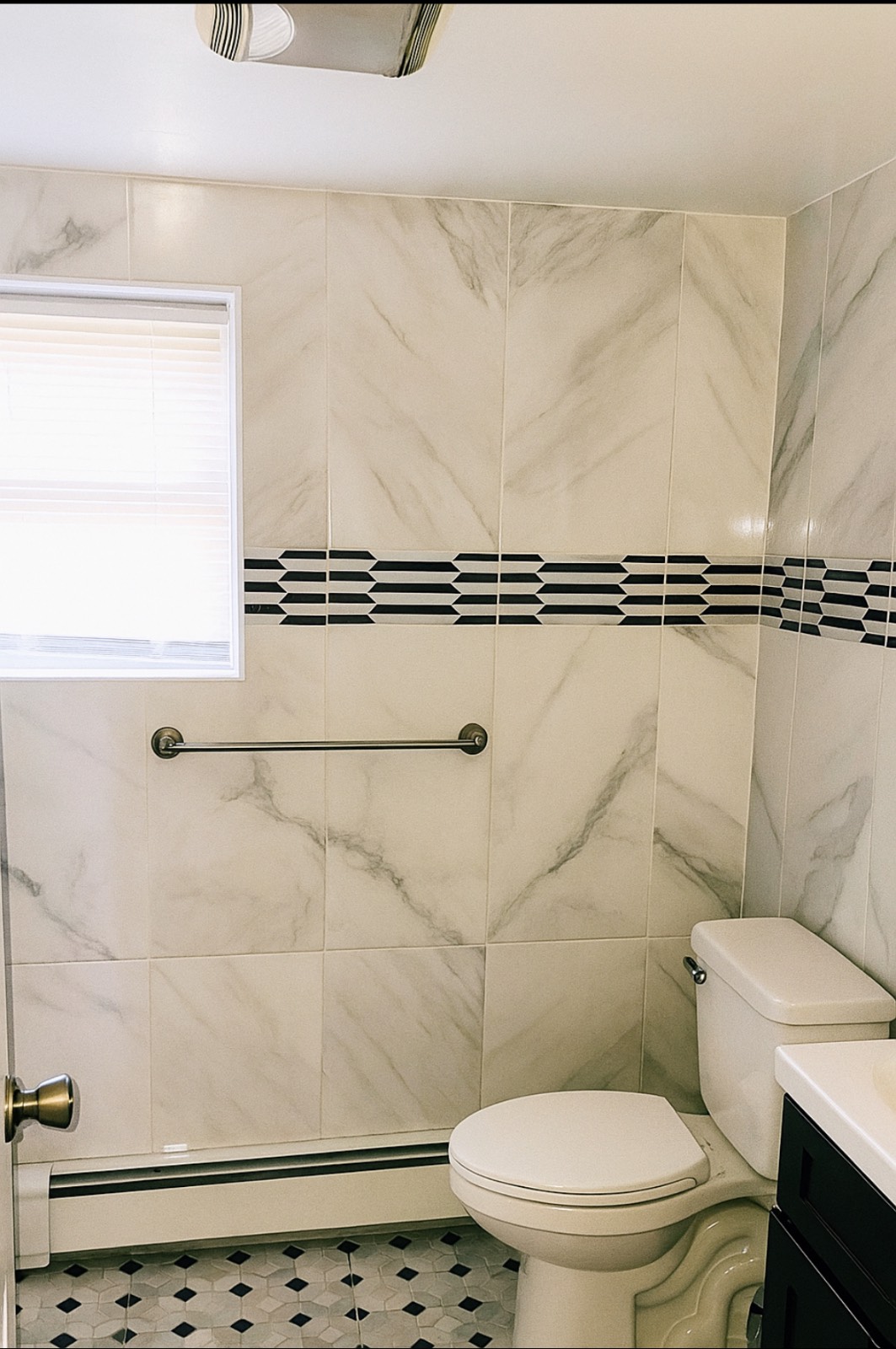 #12 photo, 4 St James St, #1J, Kingston NY , NY 12401