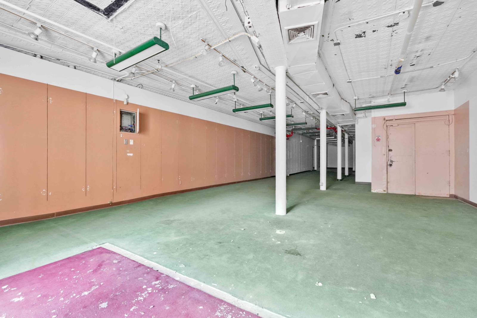 #32 photo, 865 Broadway, マンハッタン New York , NY 10003