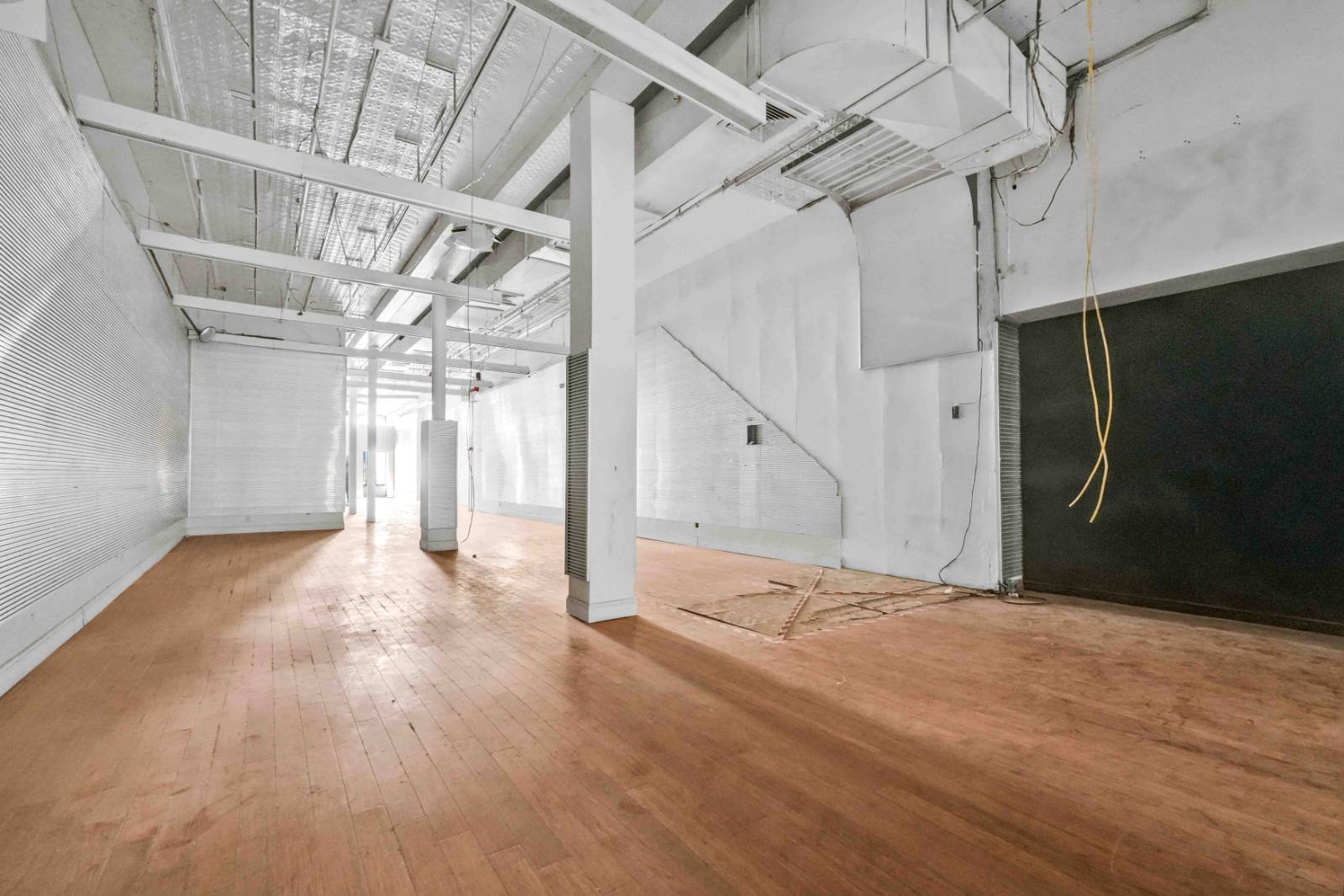 #40 photo, 865 Broadway, マンハッタン New York , NY 10003