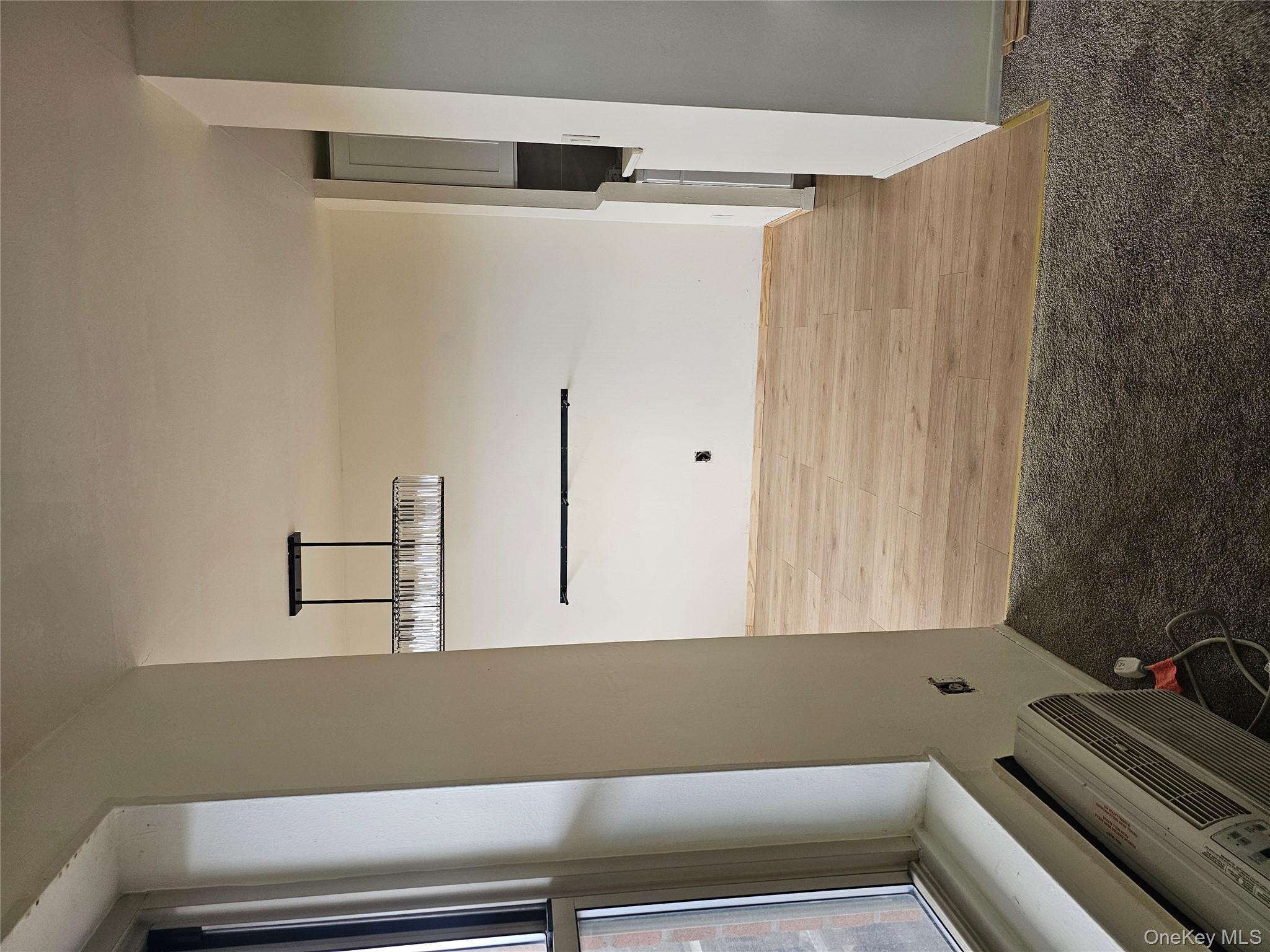 #6 photo, 20 Wendell Street, Hempstead , NY 11550