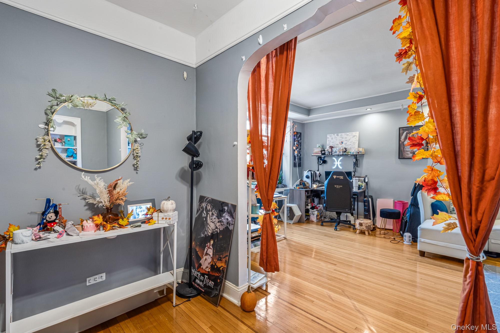 #4 photo, 45 Kew Gardens Road, Kew Gardens , NY 11415