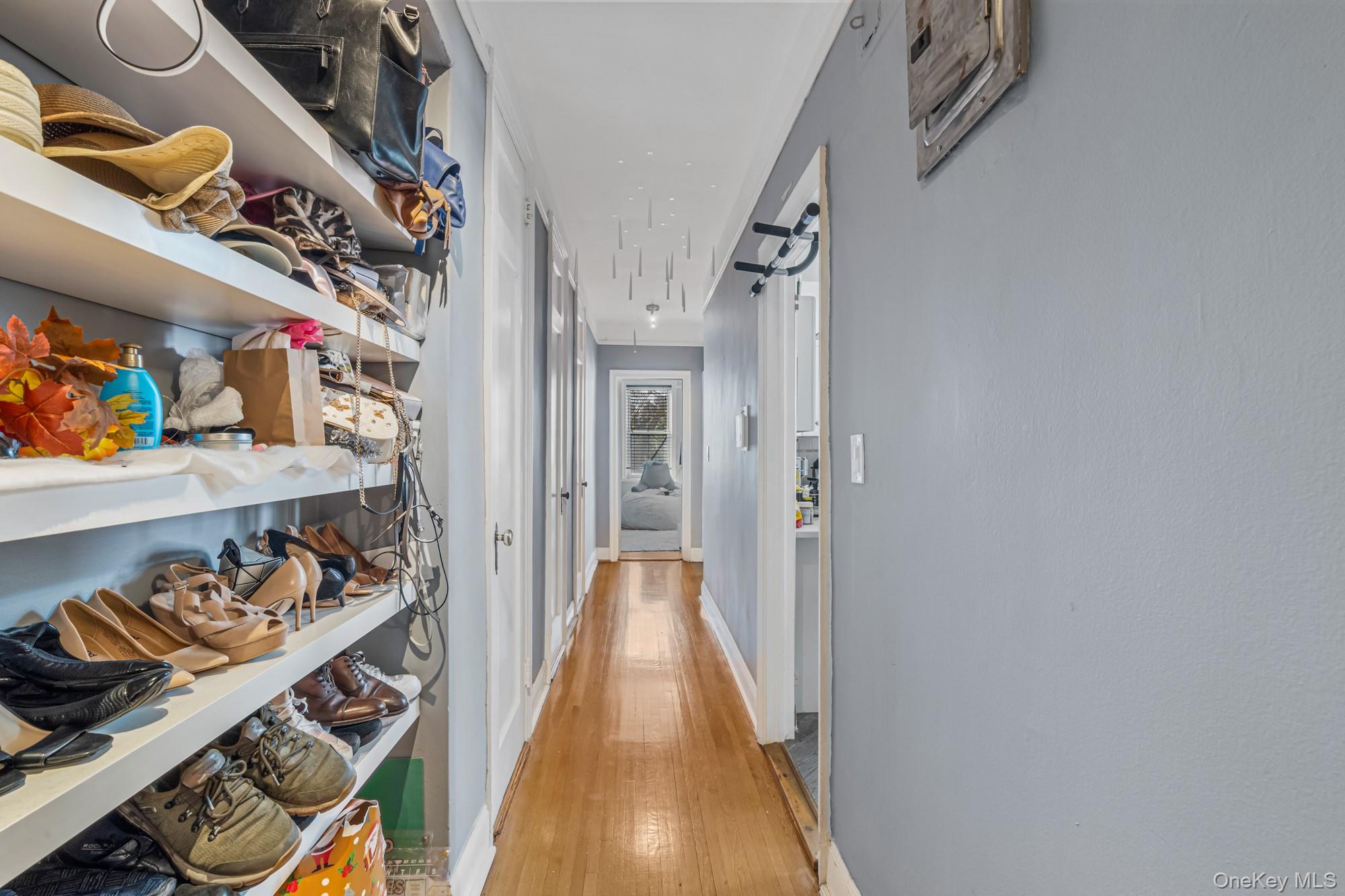 #5 photo, 45 Kew Gardens Road, Kew Gardens , NY 11415