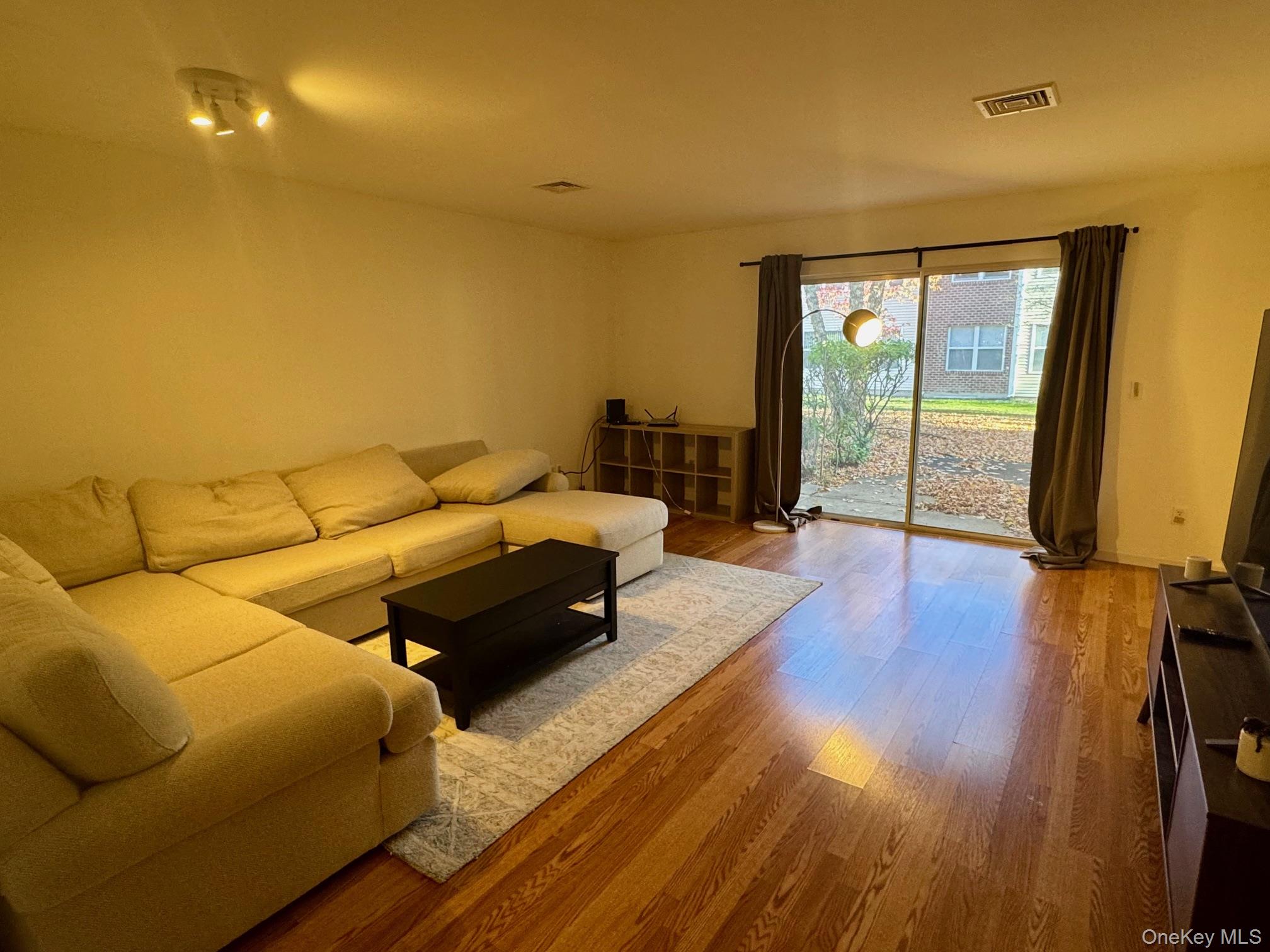 #4 photo, 51 Deer Ct Drive, Middletown , NY 10940