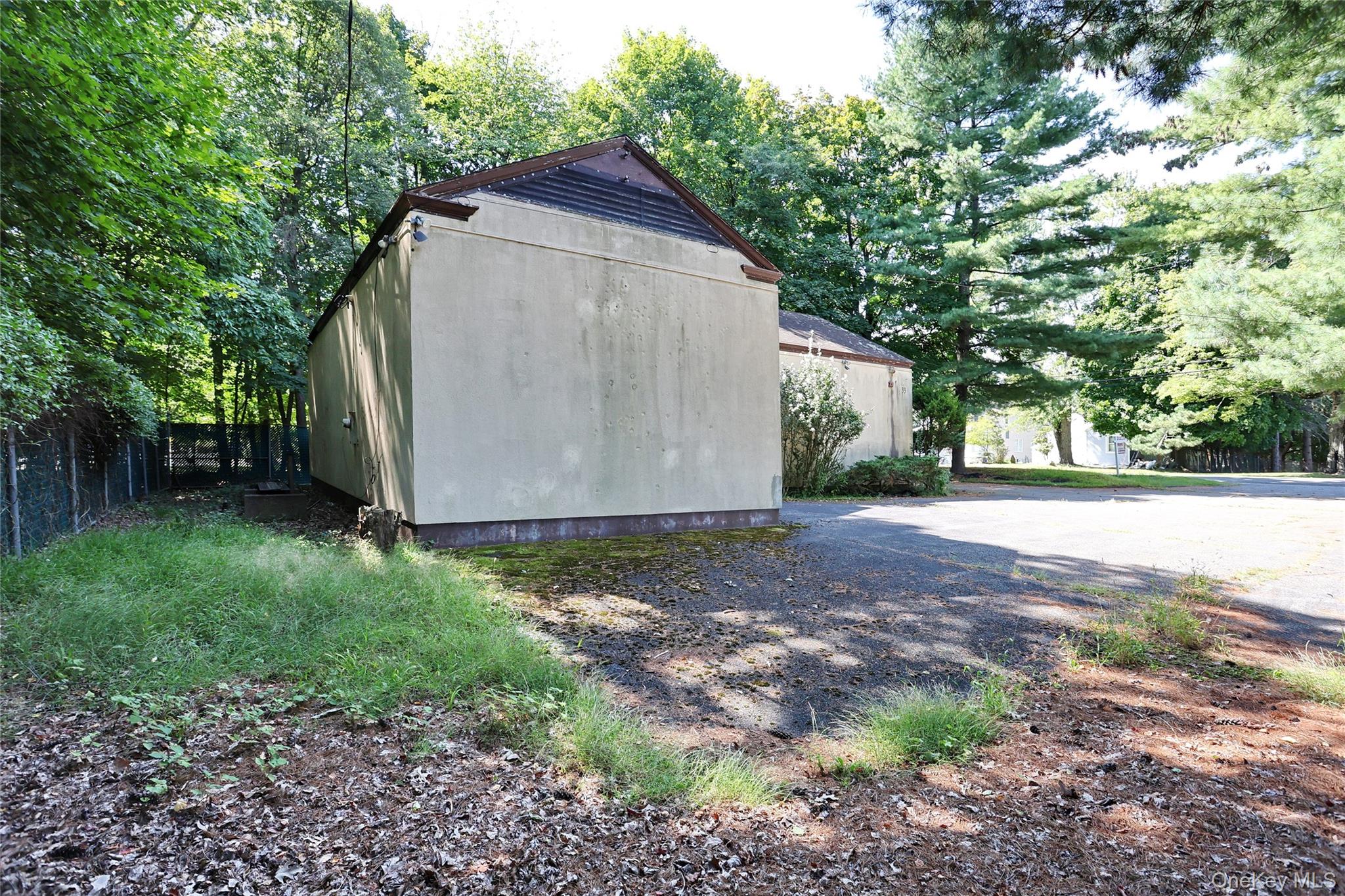 #12 photo, 33 Church Road, Airmont , NY 10952