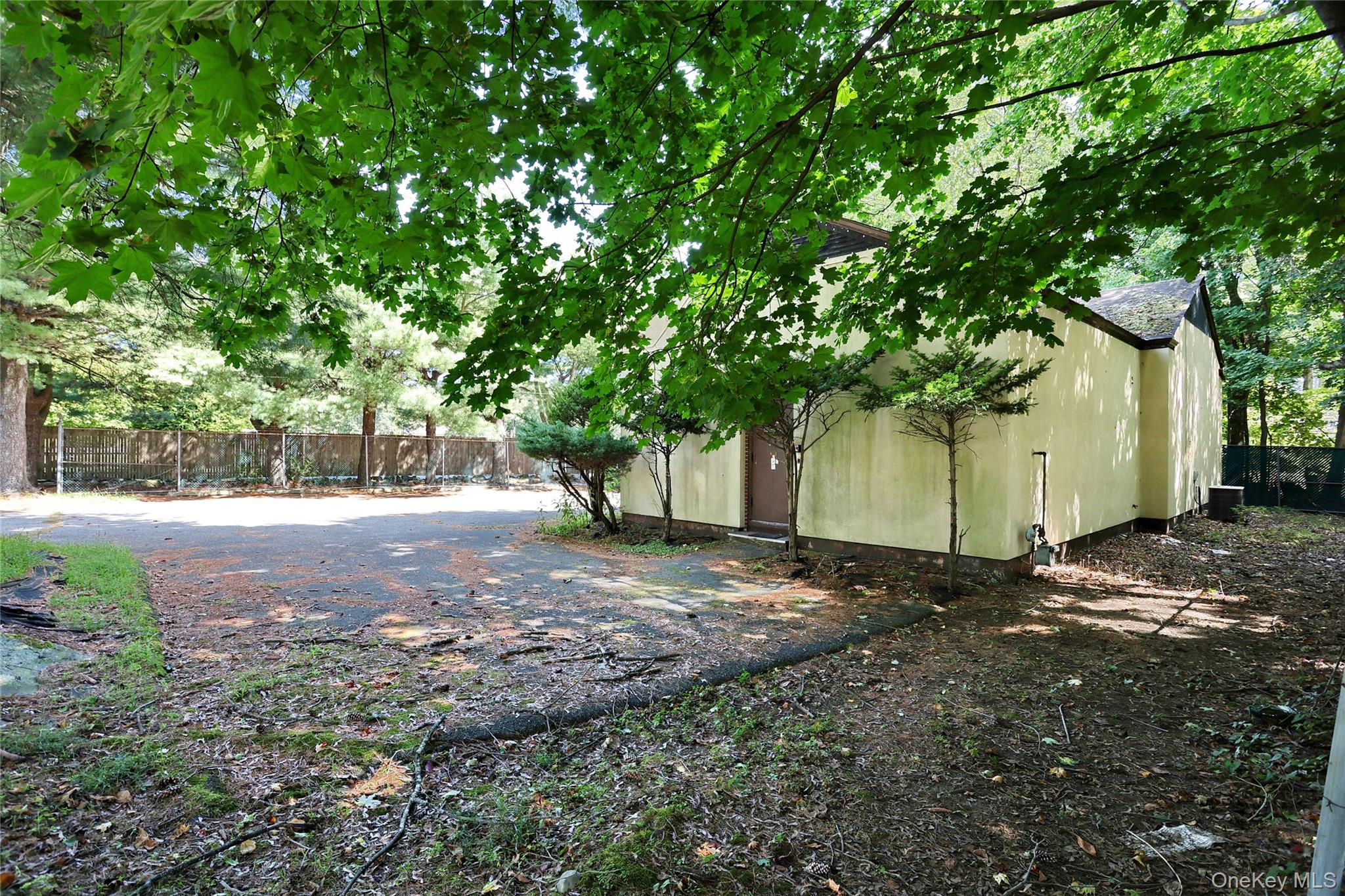 #13 photo, 33 Church Road, Airmont , NY 10952